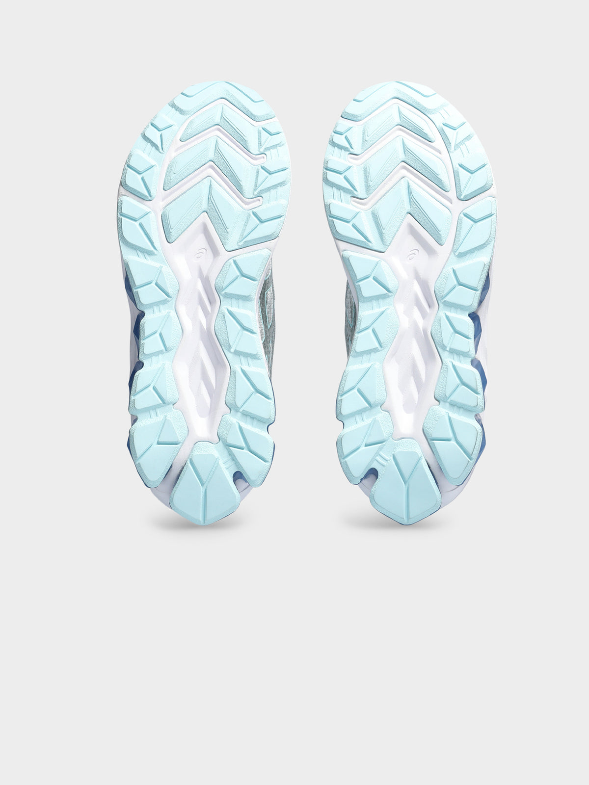 Womens Gel-Quantum 18 Sneakers in White &amp; Aqua