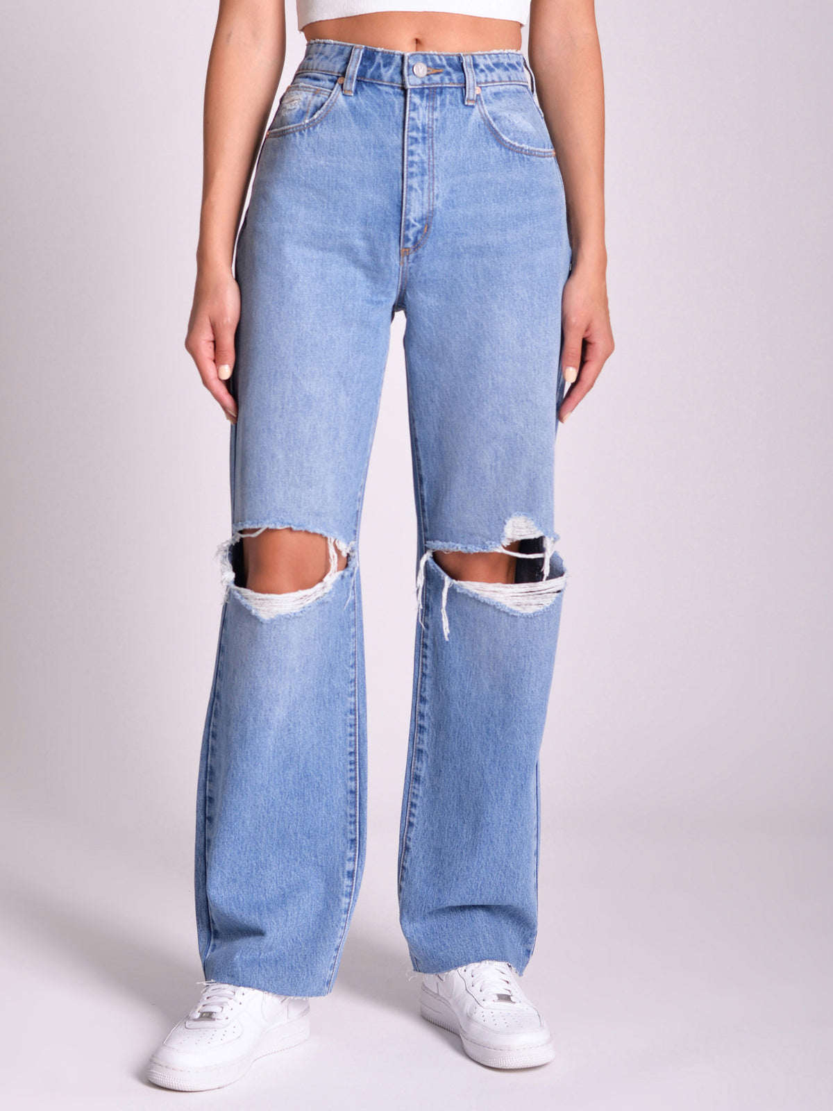 Carrie Britt Rip Recycled Jeans in Mid Vintage Blue