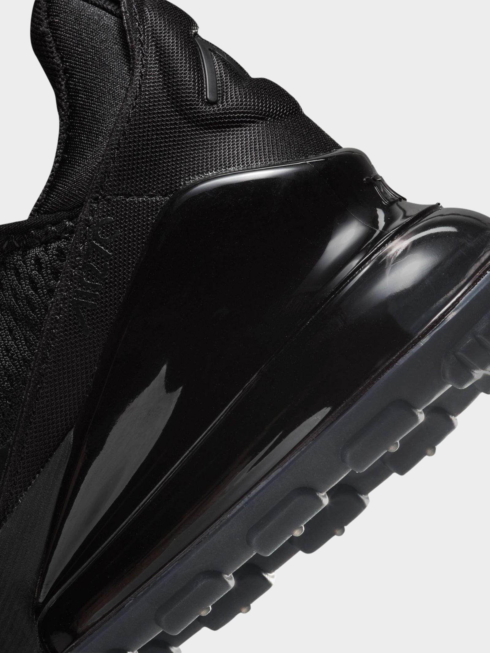Womens Nike Air Max 270 Sneakers in Black/Black