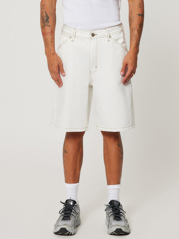 B44S06__A5BAGGYSHORTGUY_GHOSTW