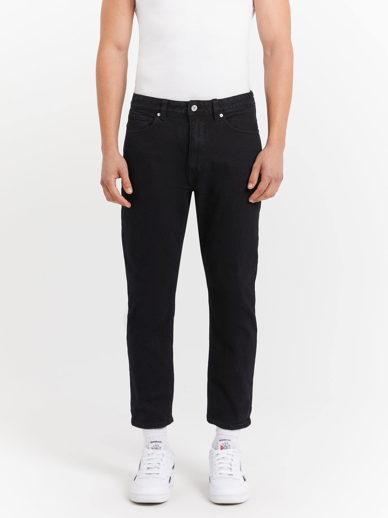 Cropped Straight Jeans in Duke