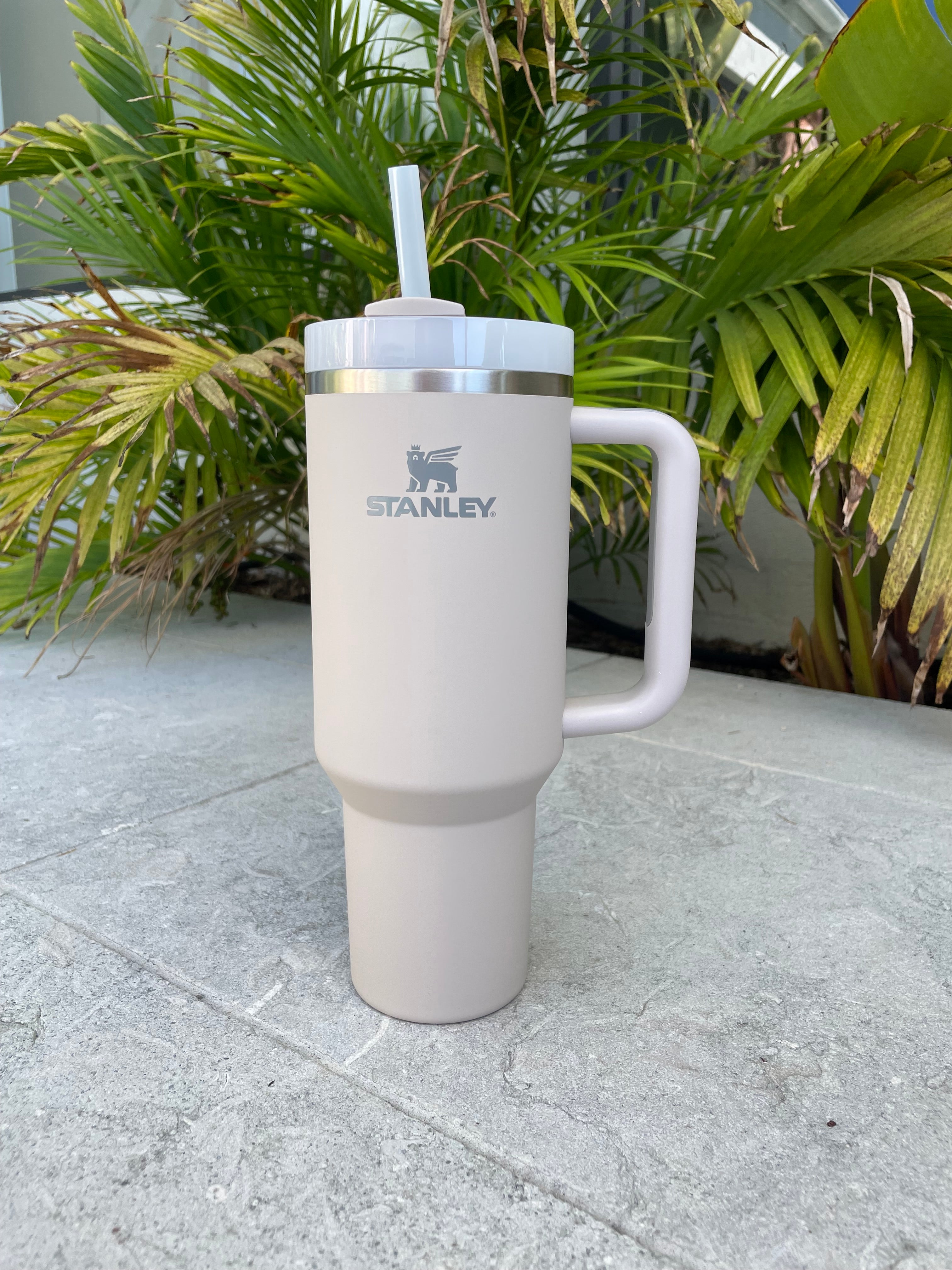 The Quencher H2.0 Flowstate 1.2L Tumbler