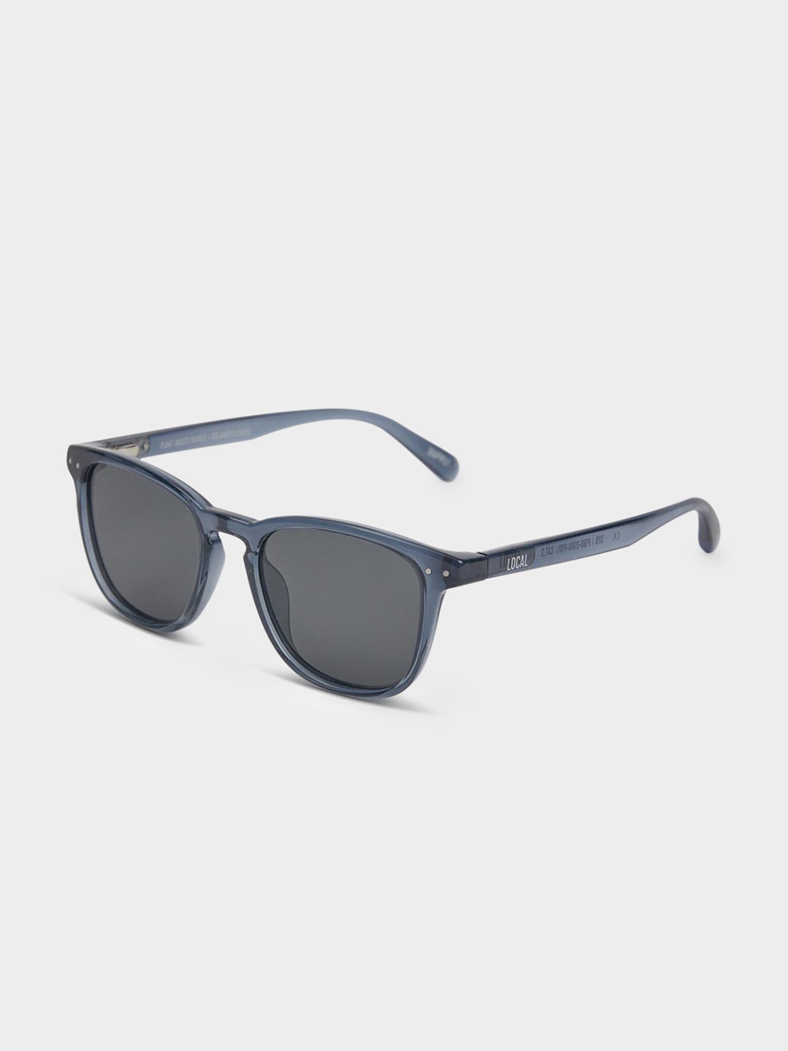 Per Polished Sunglasses in Navy & Dark Grey