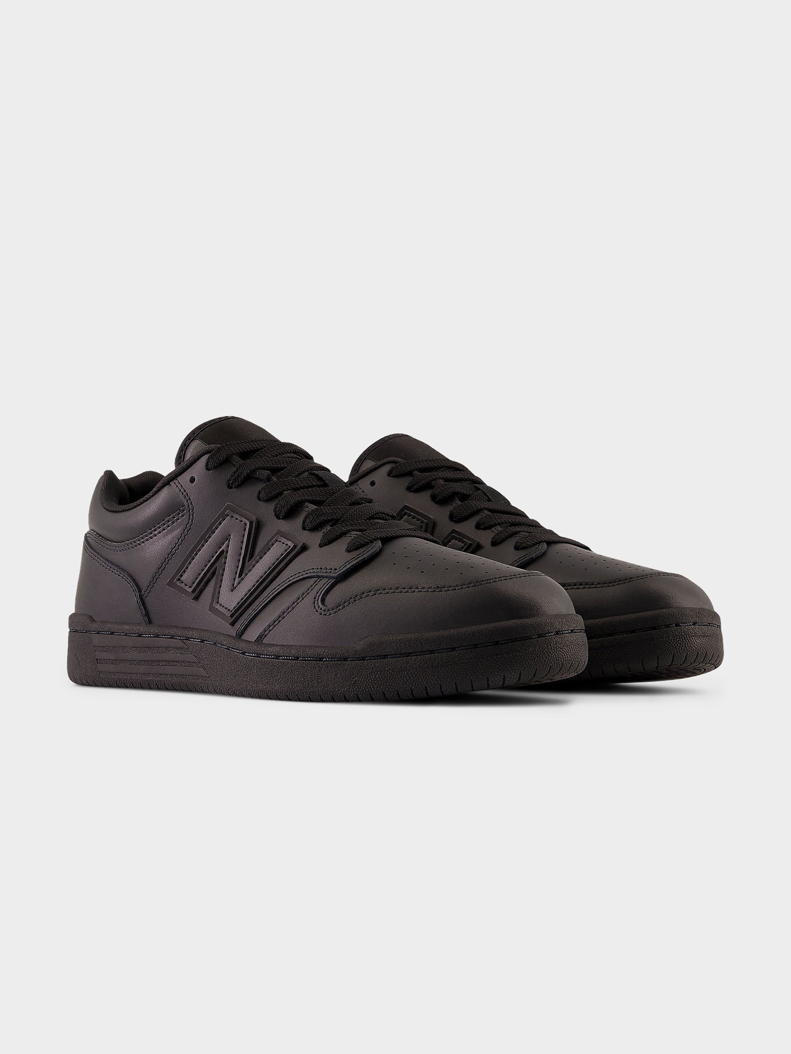 Unisex 480 Sneakers in Black