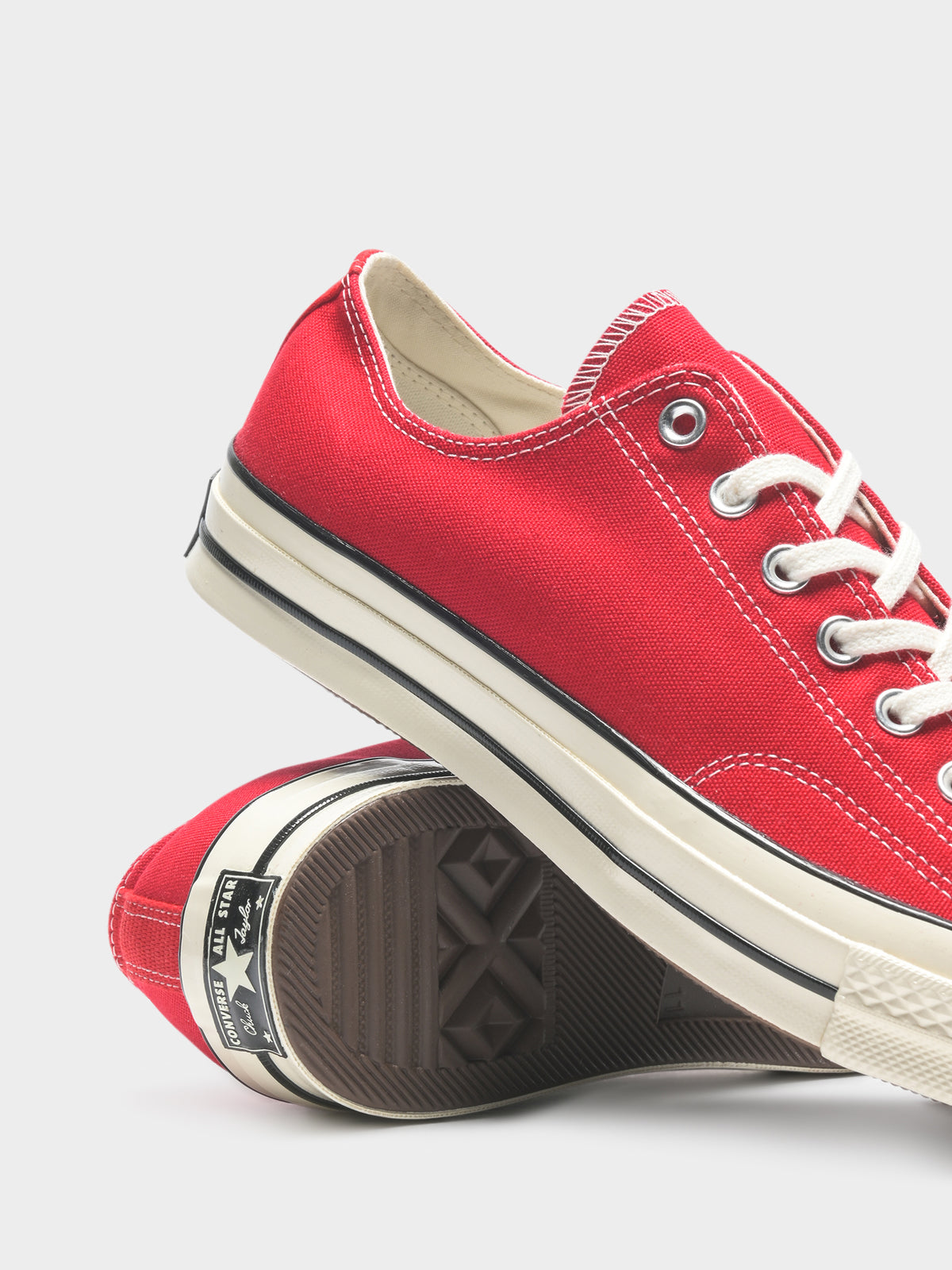 Unisex Chuck Taylor 70 Vintage Canvas Sneaker in Red