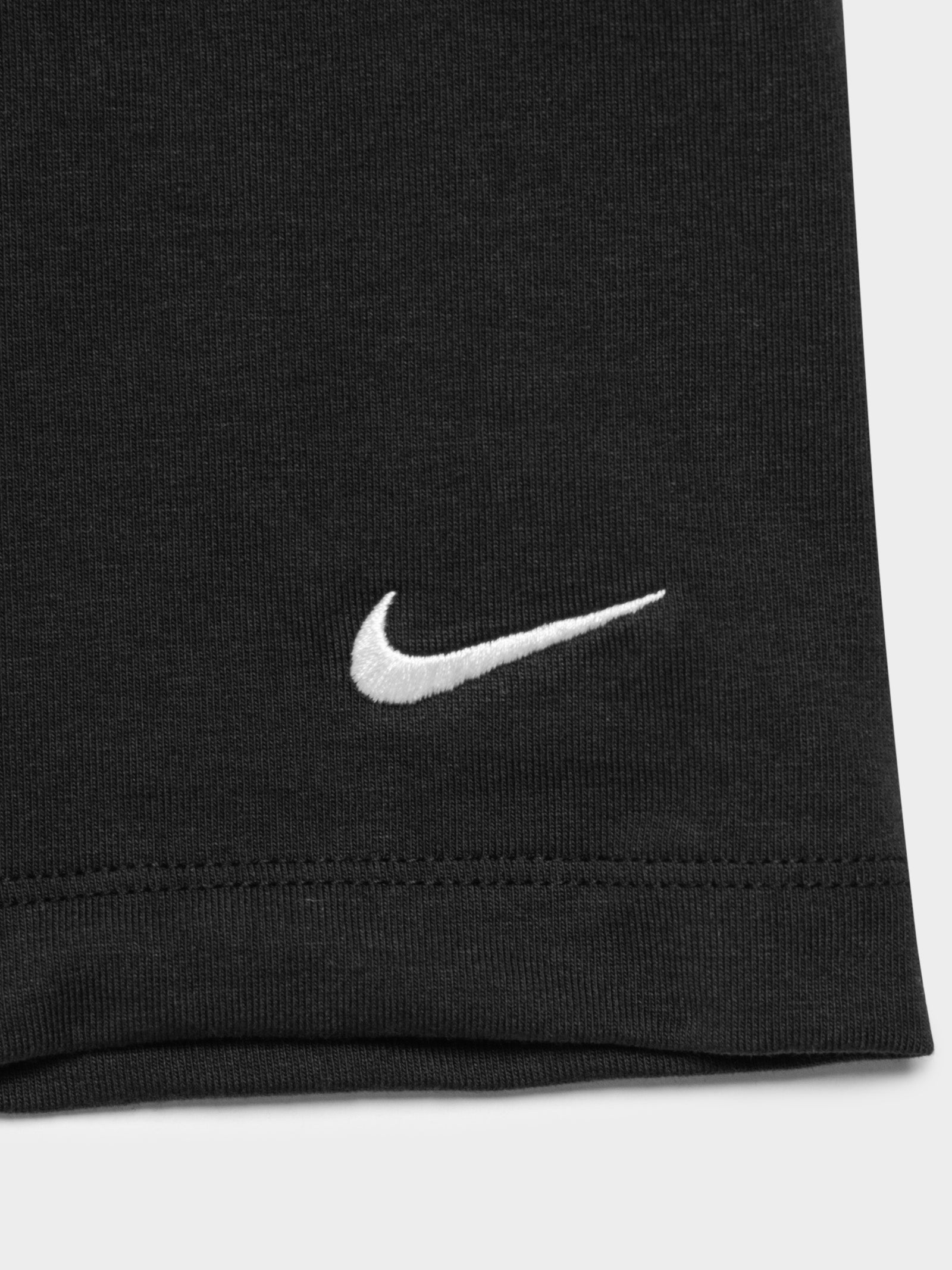 Sportswear Essential Mid-Rise Bike Shorts