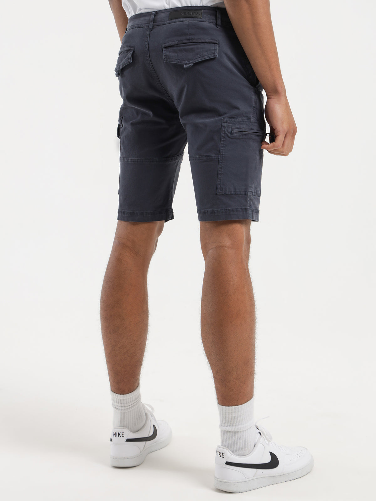 Leon Slim-Fit Cargo Shorts in Navy