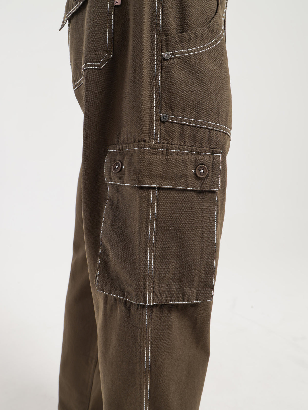 Syndicate Cargo Pants in Chocolate