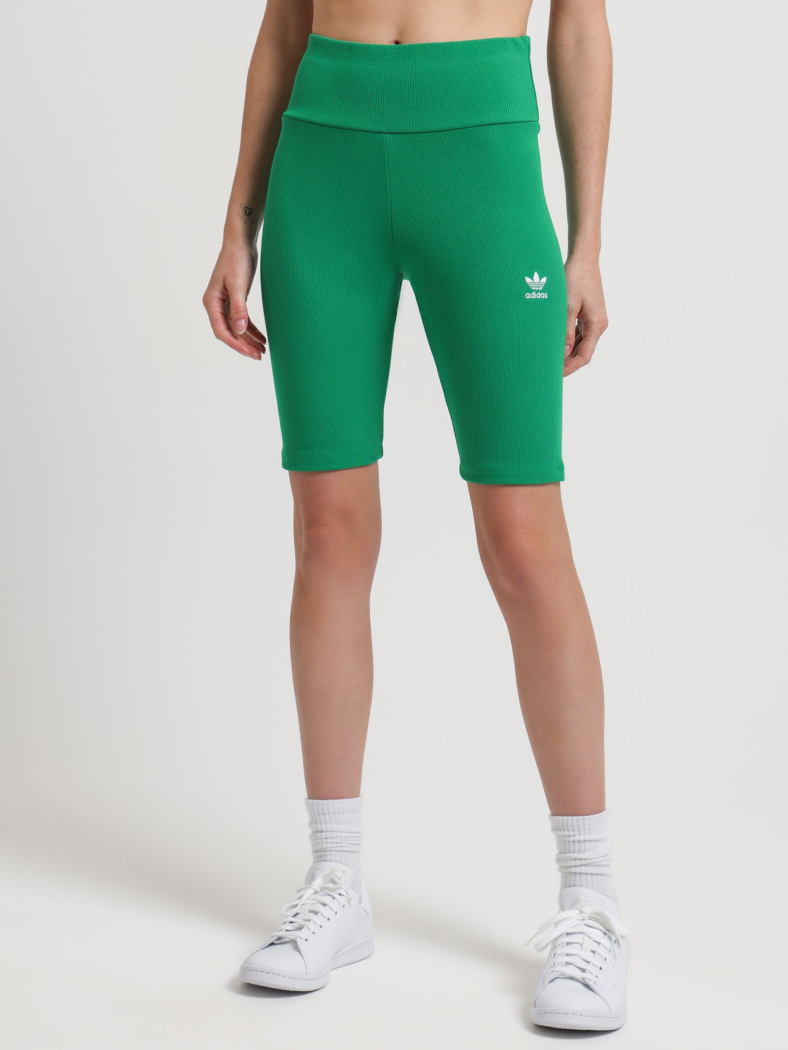 Rib Shorts in Green