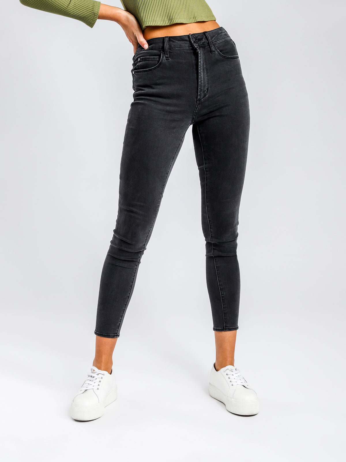Lisa High-Rise Skinny Ankle-Hugger Jeans in Black Fade Denim