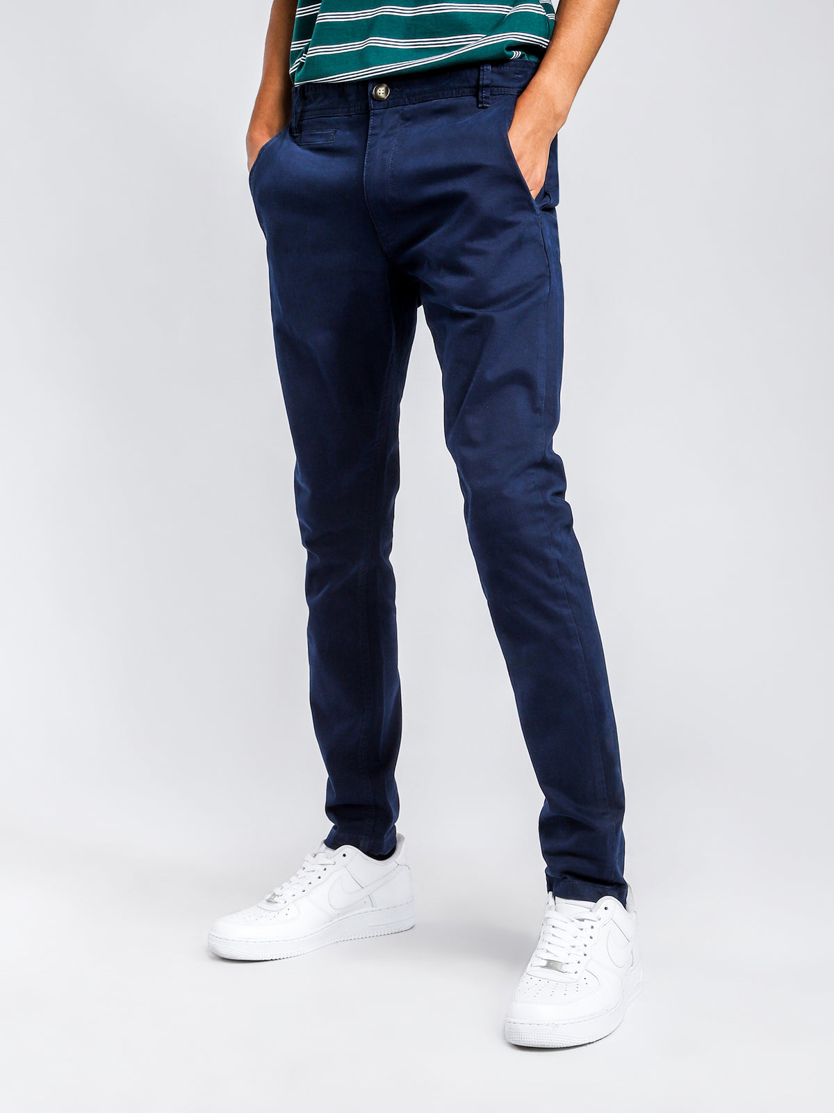 Linden Chino Pants in Navy Blue