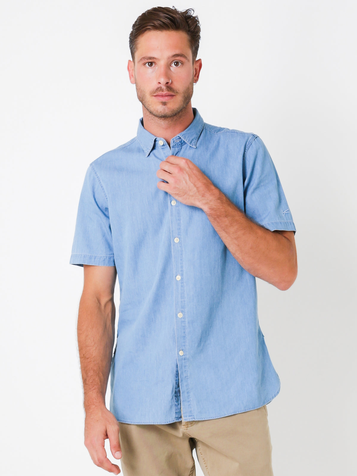 Aires Short Sleeve Shirt in Washed Chambray
