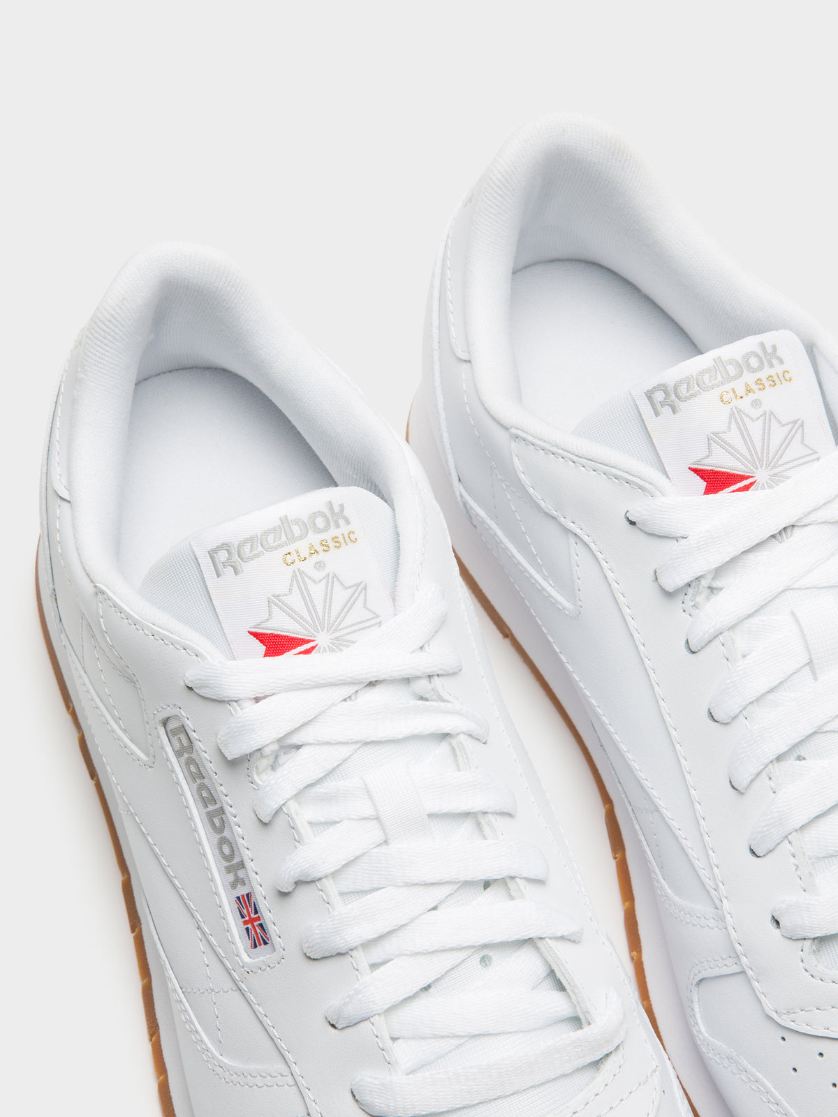 Unisex Classic Leather Sneaker in White &amp; Gum