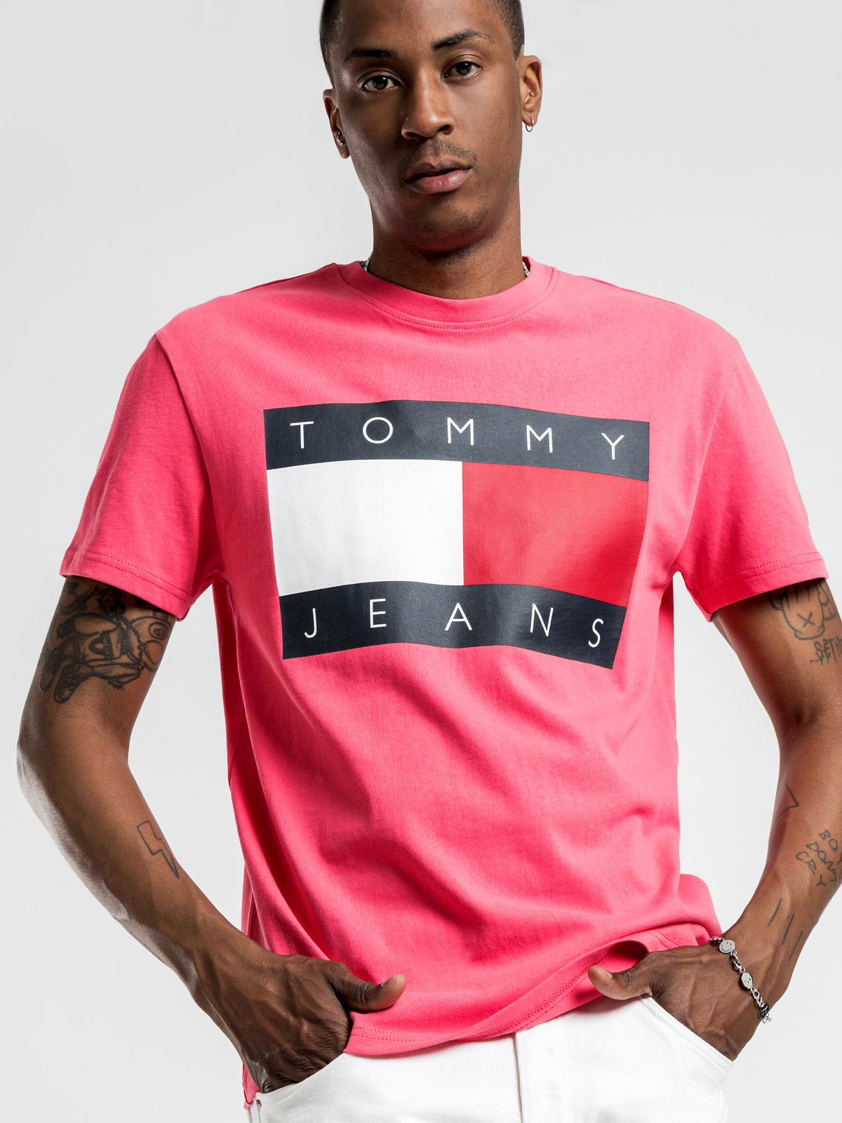 Tommy Flag T-Shirt in Light Cerise Pink