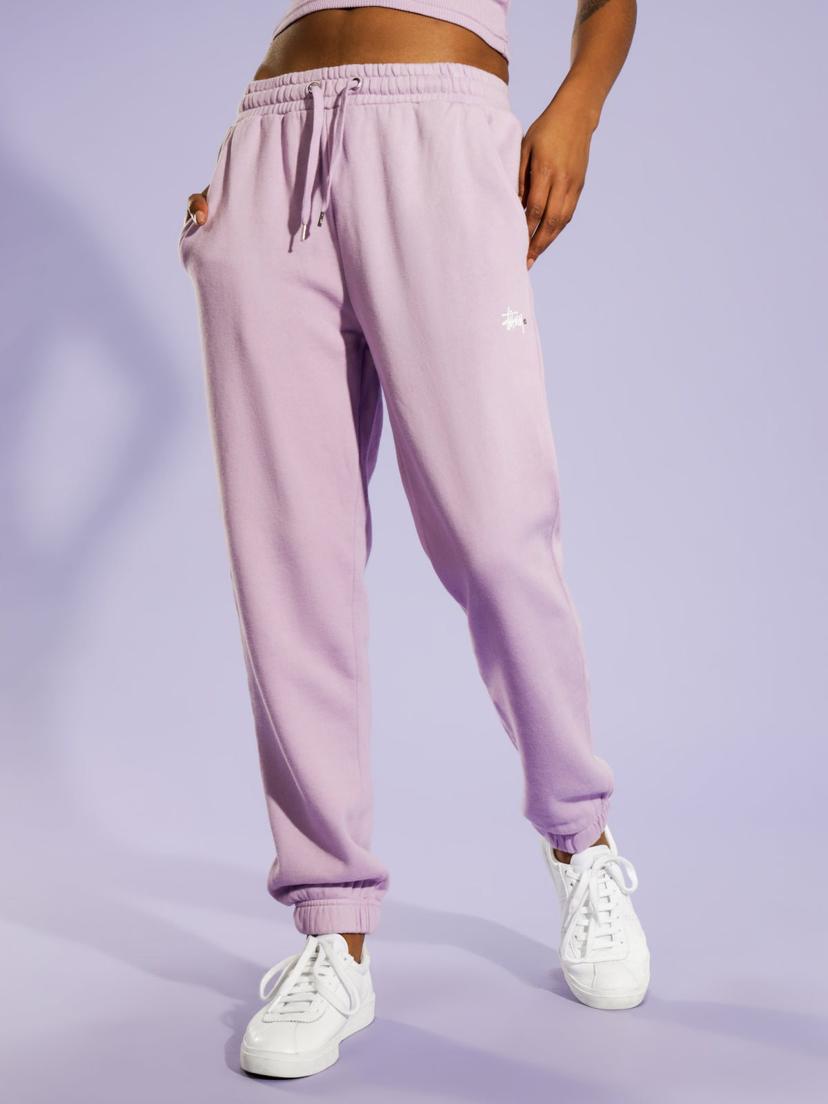Pigment Recycled Trackpants in Lilac