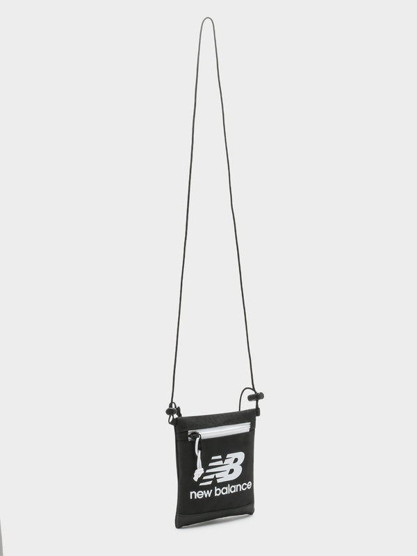 New balance Athletics Lightweight Crossbody Bag in Black Glue Store