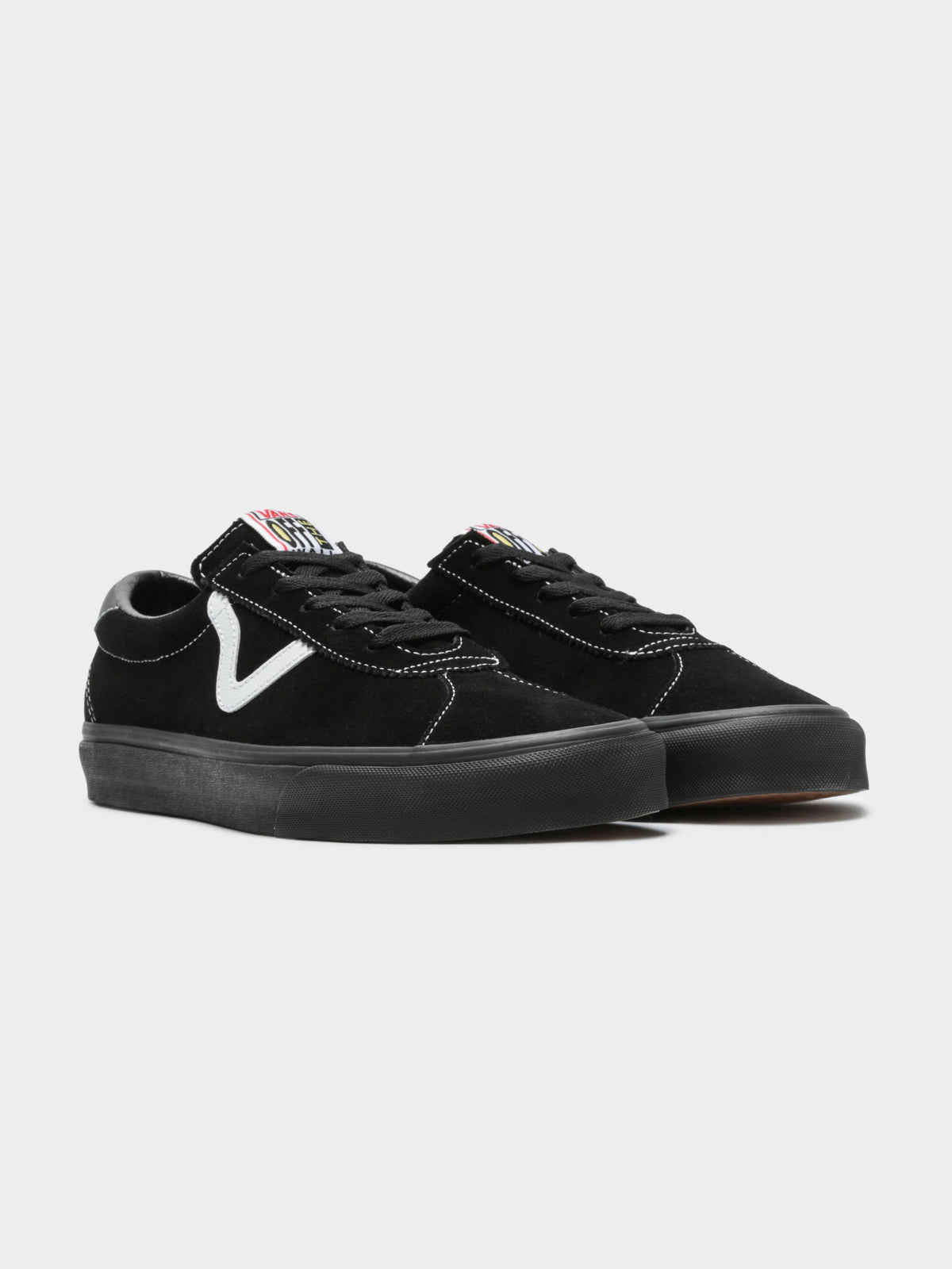 Unisex Vans Sport Sneakers in Black