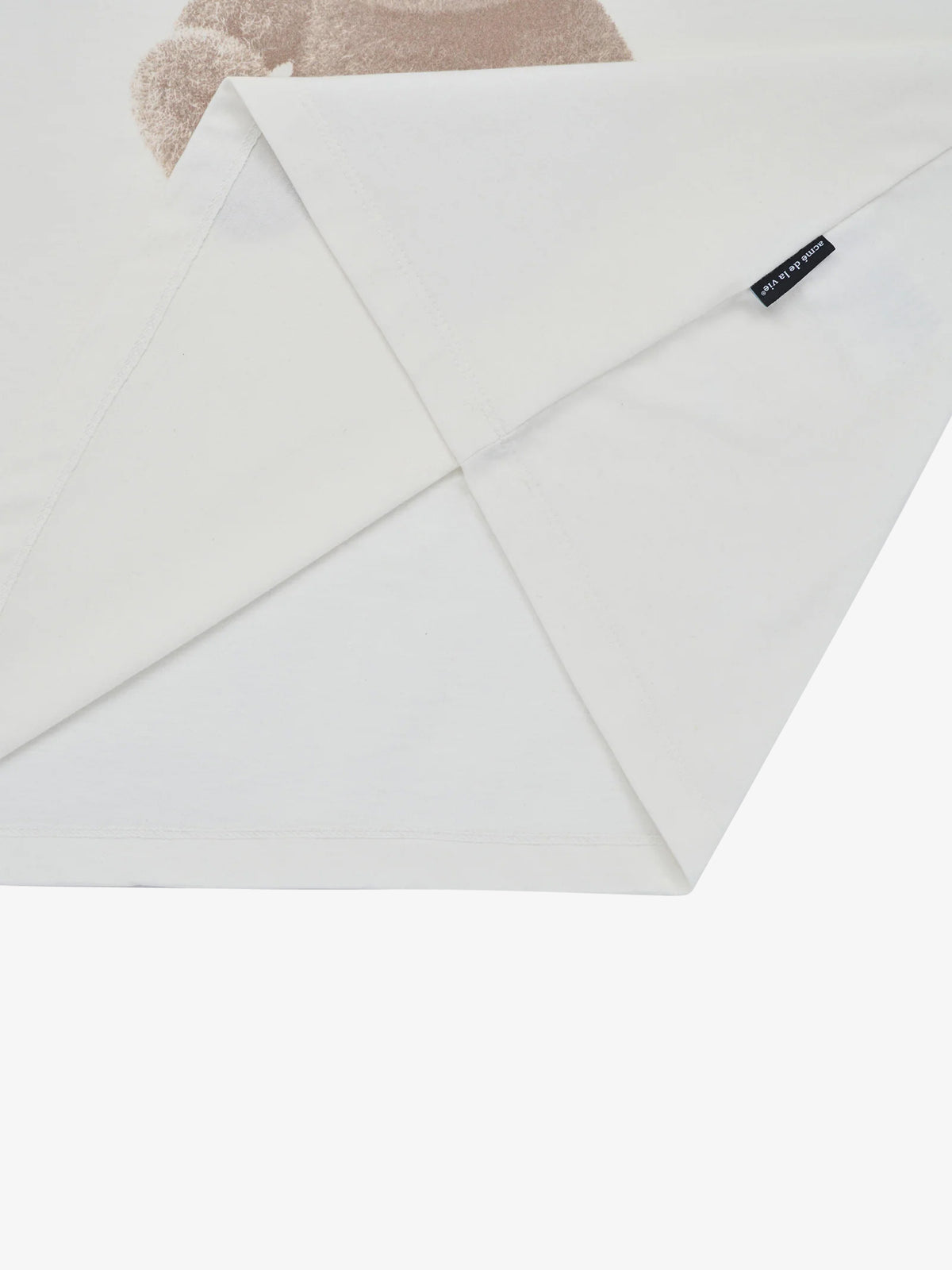 ADLV Cream Fuzzy Rabbit Short Sleeve T-Shirt | CREAM