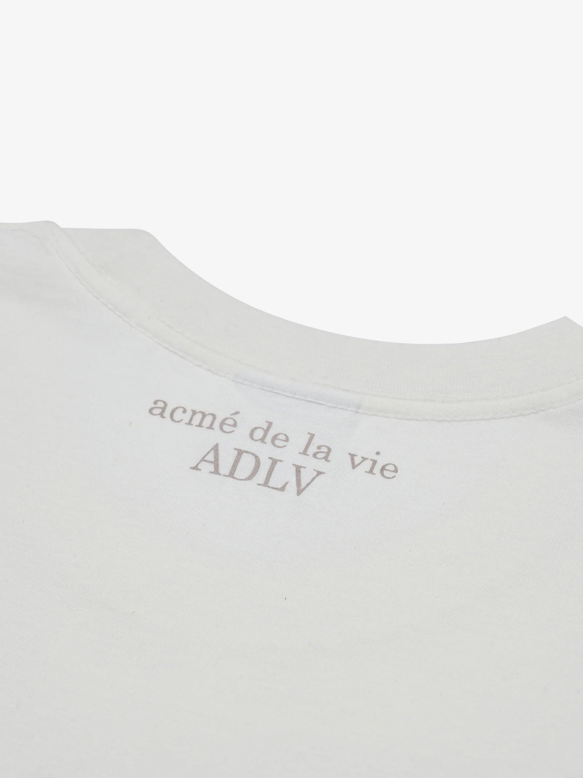 ADLV Cream Fuzzy Rabbit Short Sleeve T-Shirt | CREAM