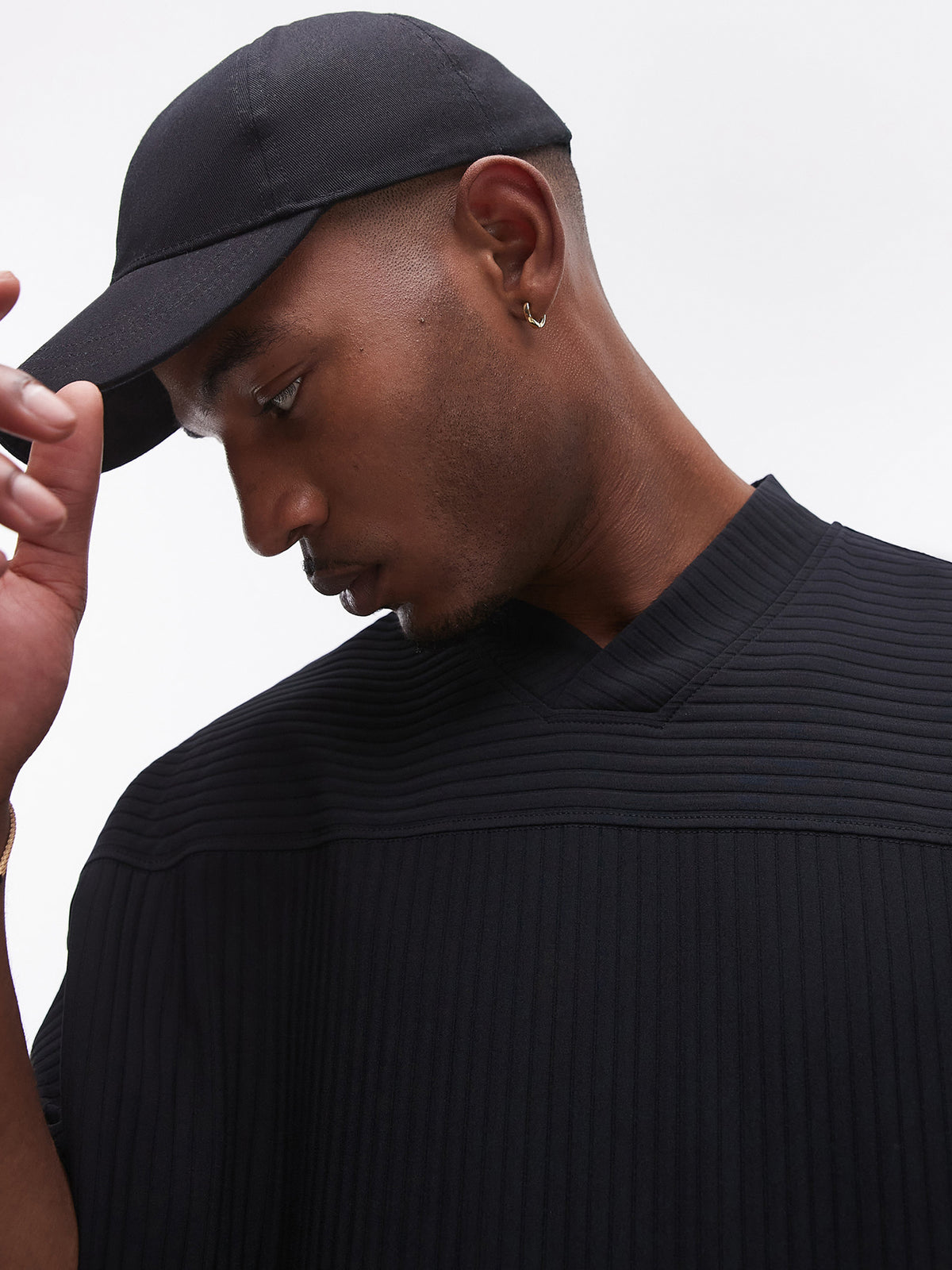 Topman Oversized V-Neck Plisse T-Shirt | BLACK