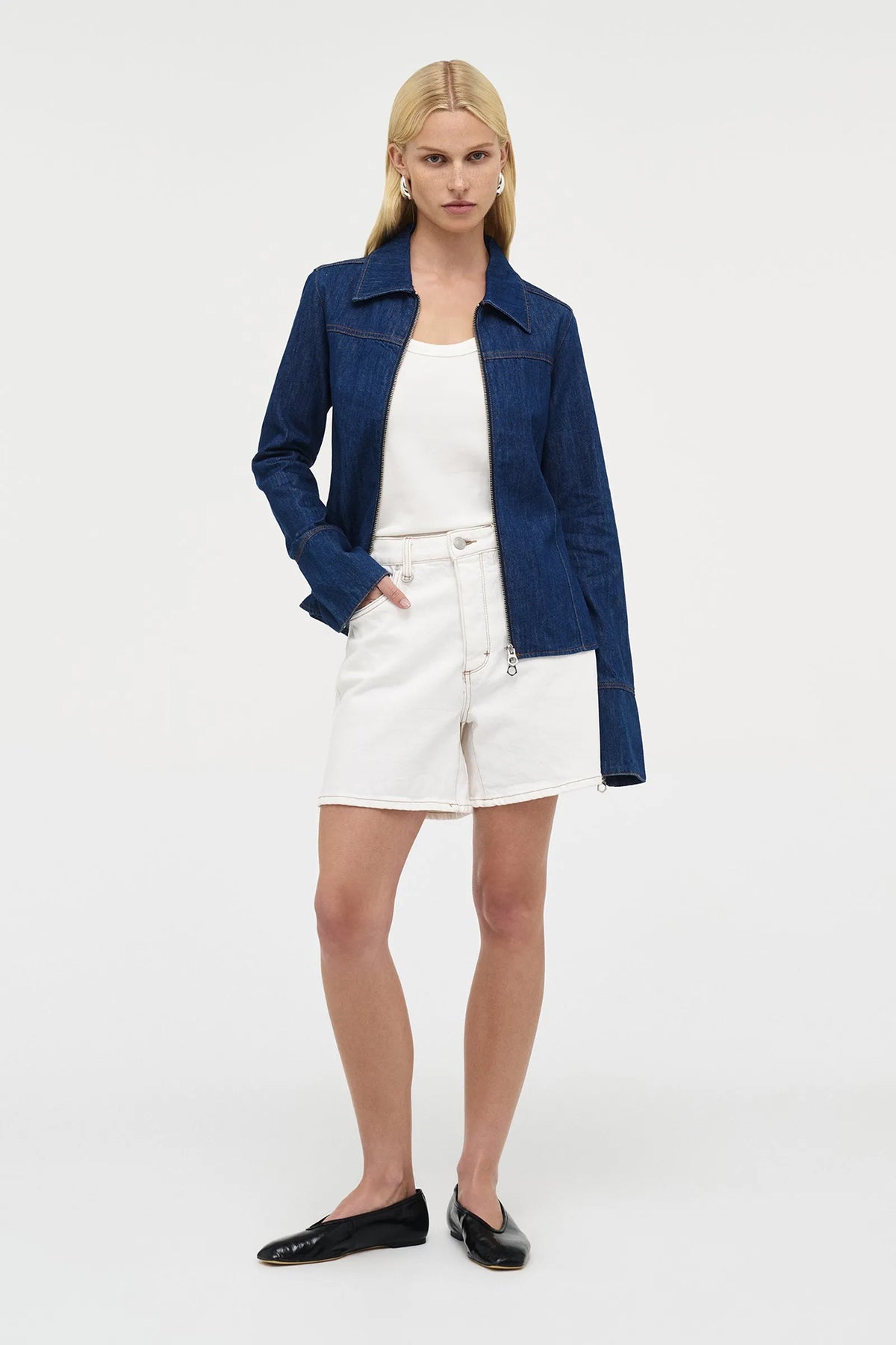 Neuw Eva Wide Short | WHITE