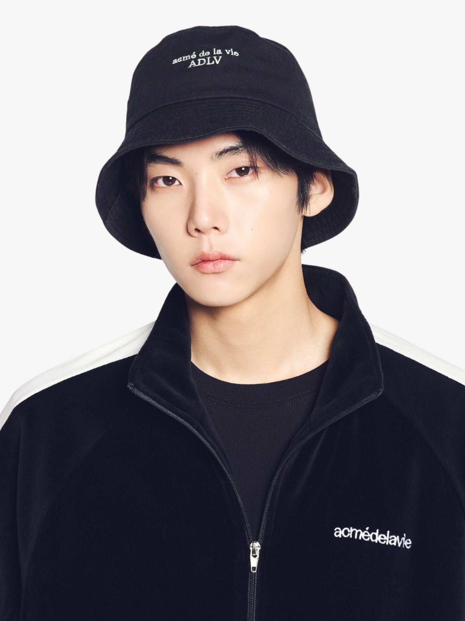 Basic Logo Bucket Hat