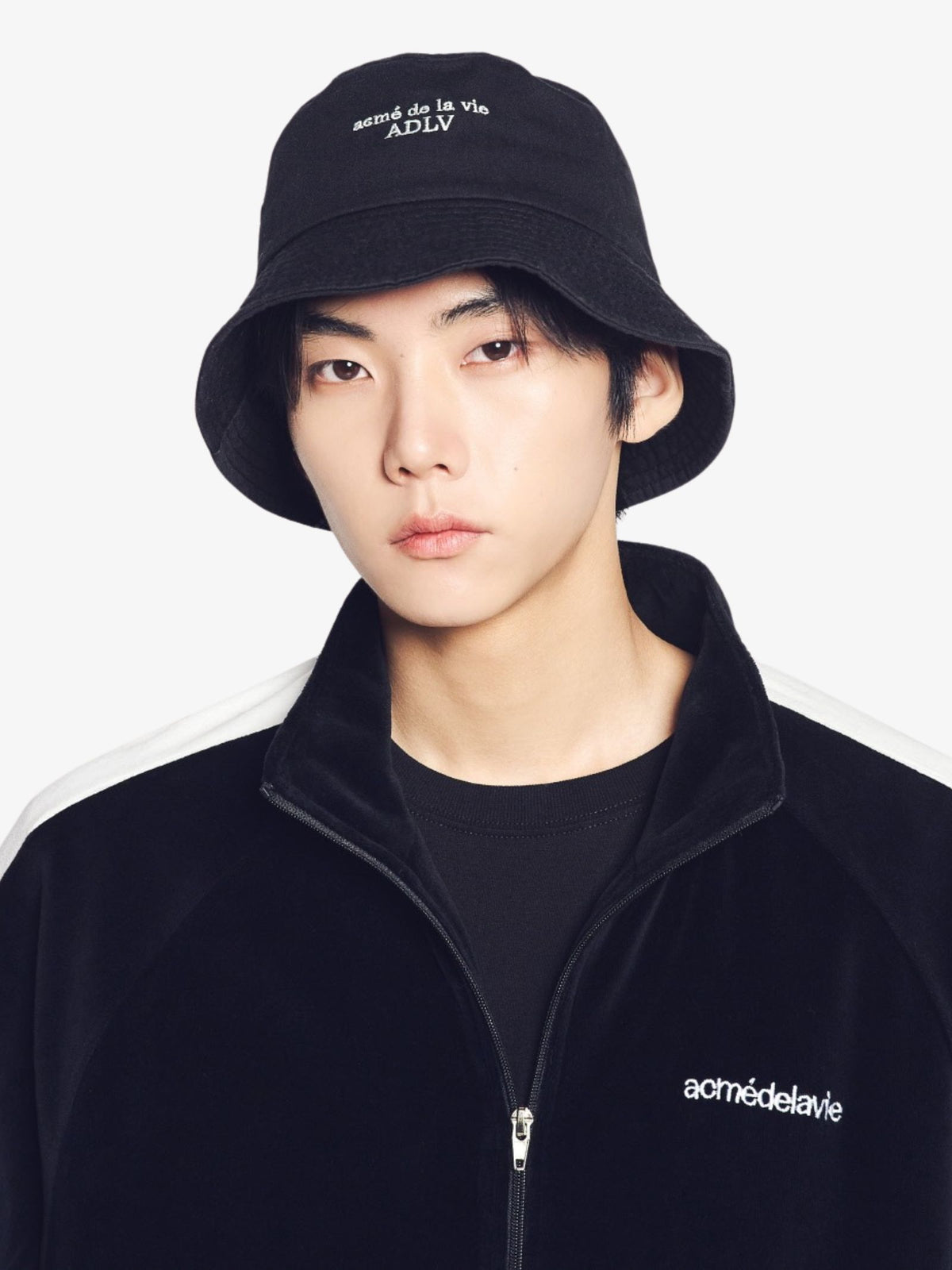 ADLV Basic Logo Bucket Hat | Black