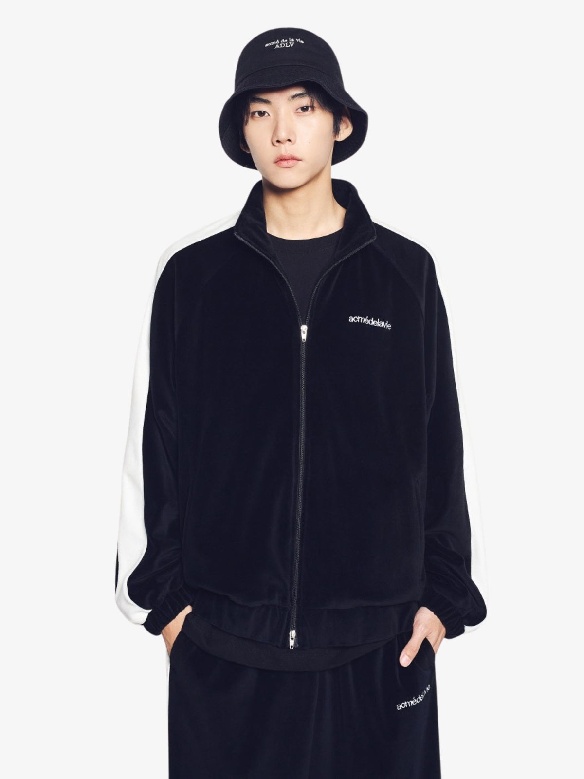 ADLV Basic Logo Bucket Hat | Black