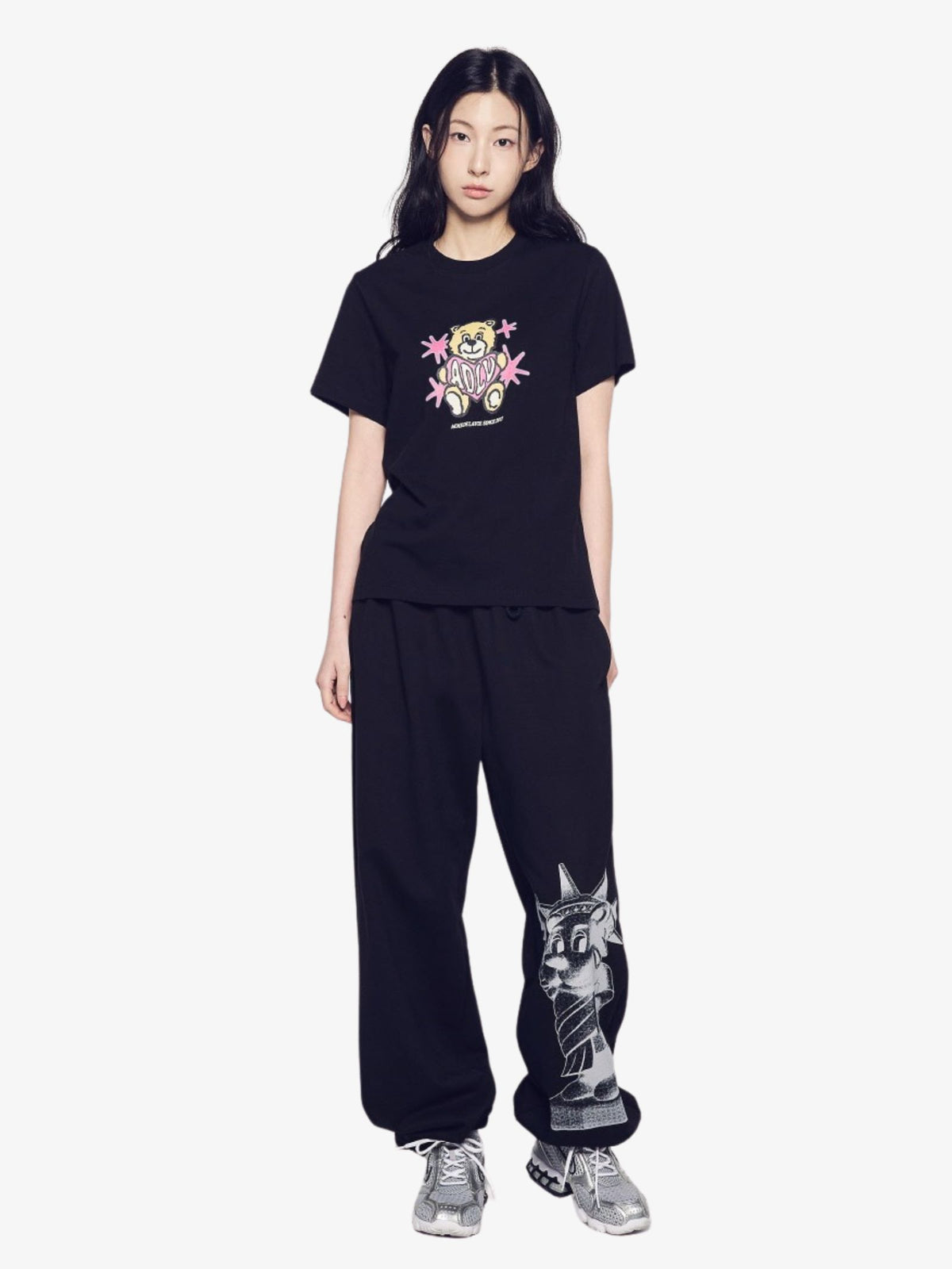 ADLV Women's Ac Bear Heart T-Shirt | Black