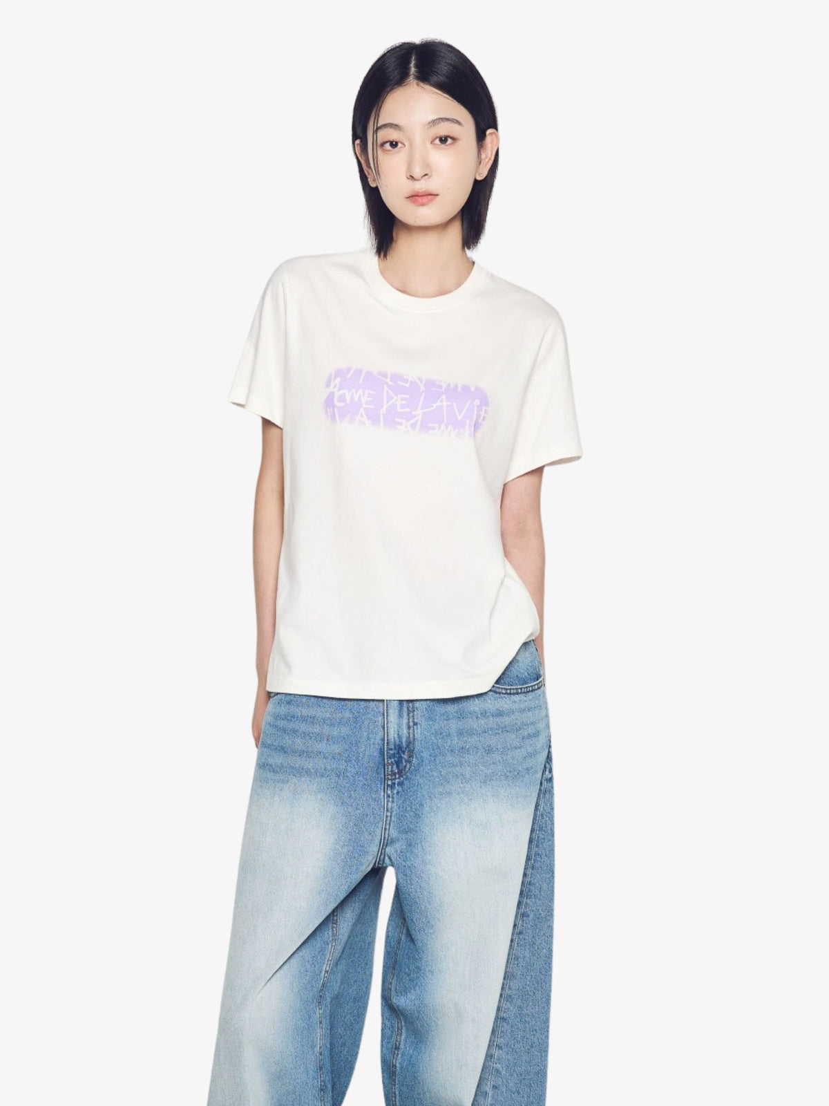 ADLV Woman's Ellipse Logo T-Shirt | Cream
