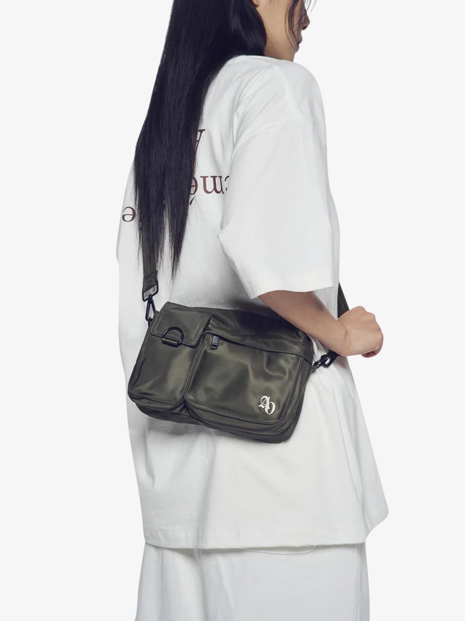 Symbol Rivet Multi Pocket Cross Bag