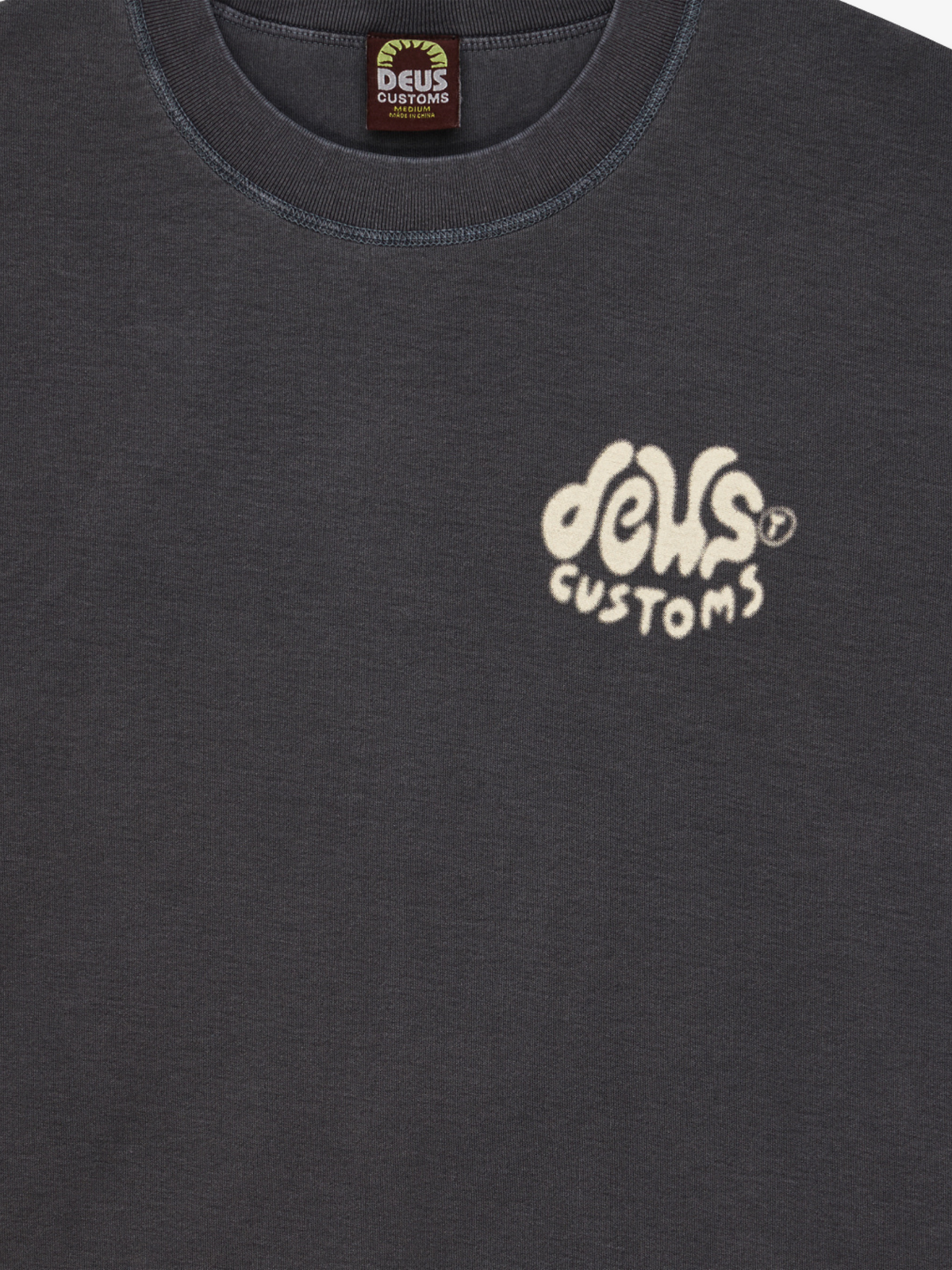 Deus Debris Reverse Tee | Washed Black