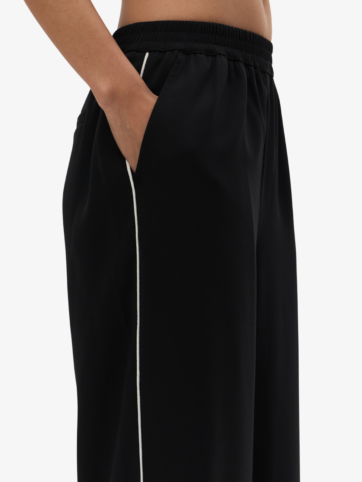 Lulu & Rose Tori Contrast Pant | Black-Crm