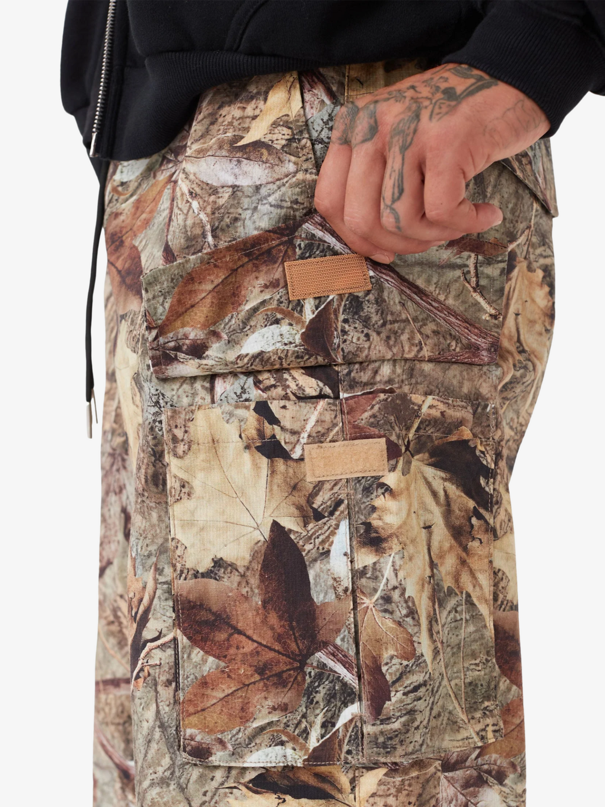 Zanerobe Naturalist Terrain Parachute Pant | REAL CAMO