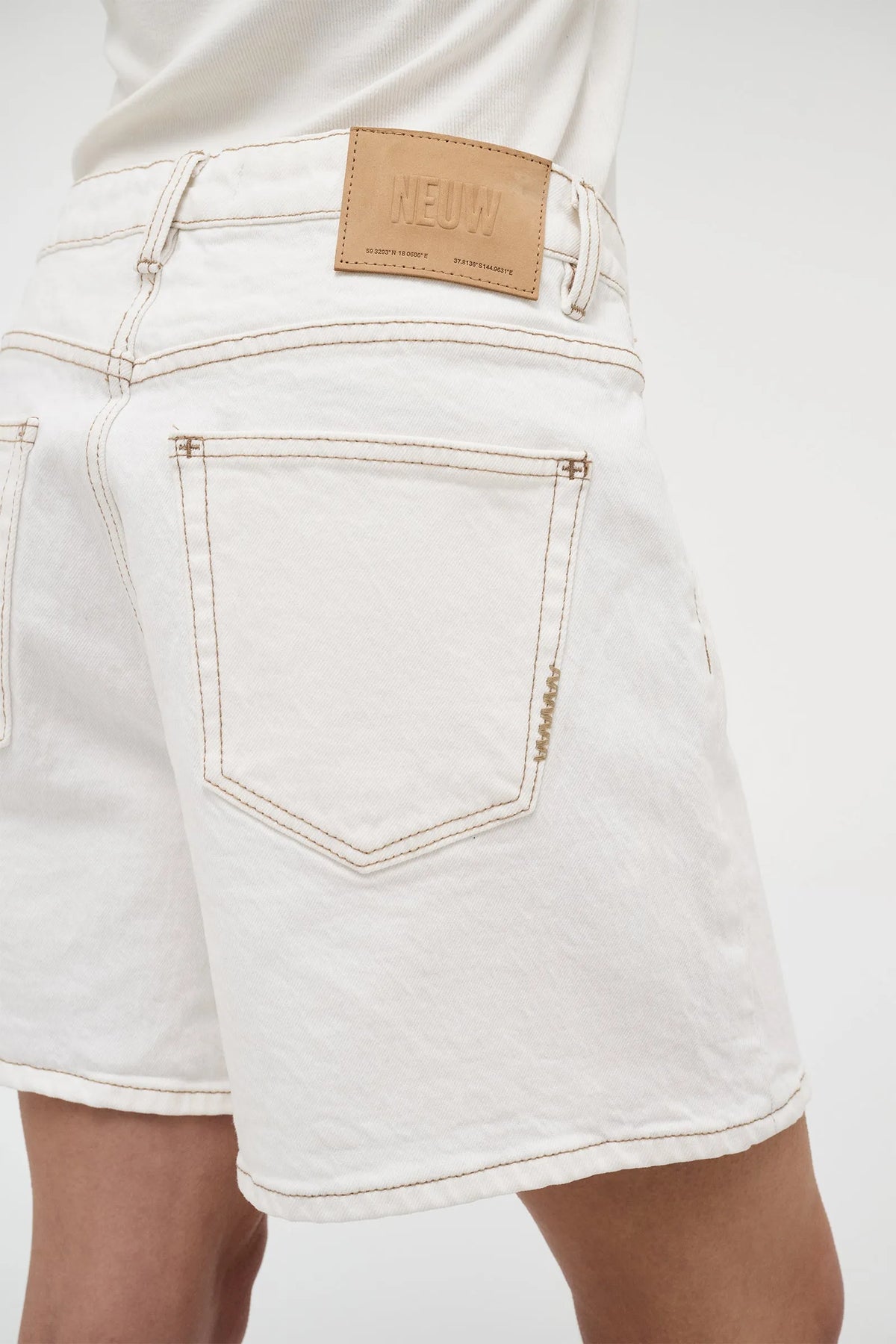 Neuw Eva Wide Short | WHITE