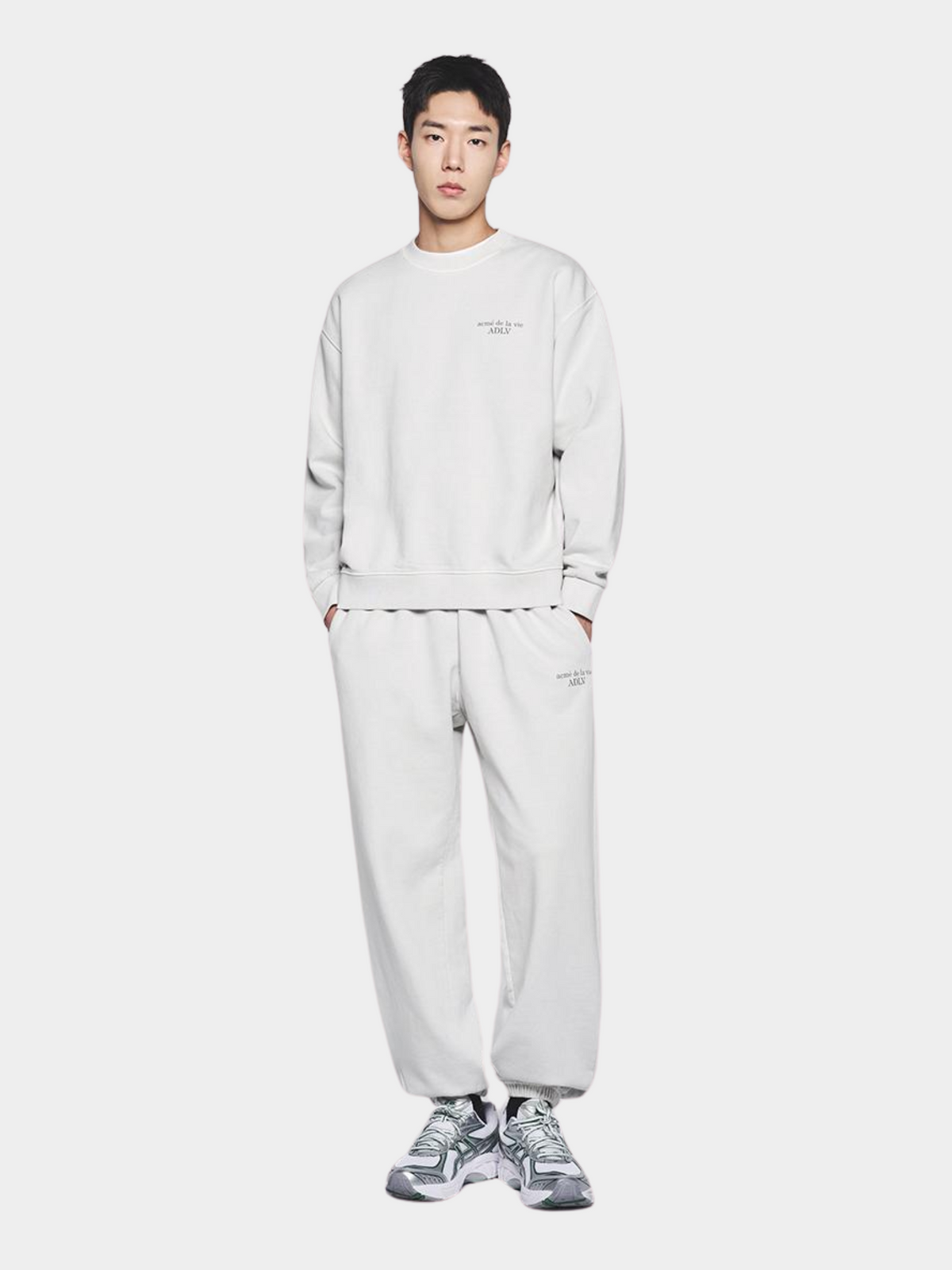 ADLV Pigment Basic Logo Sweat | Light Grey