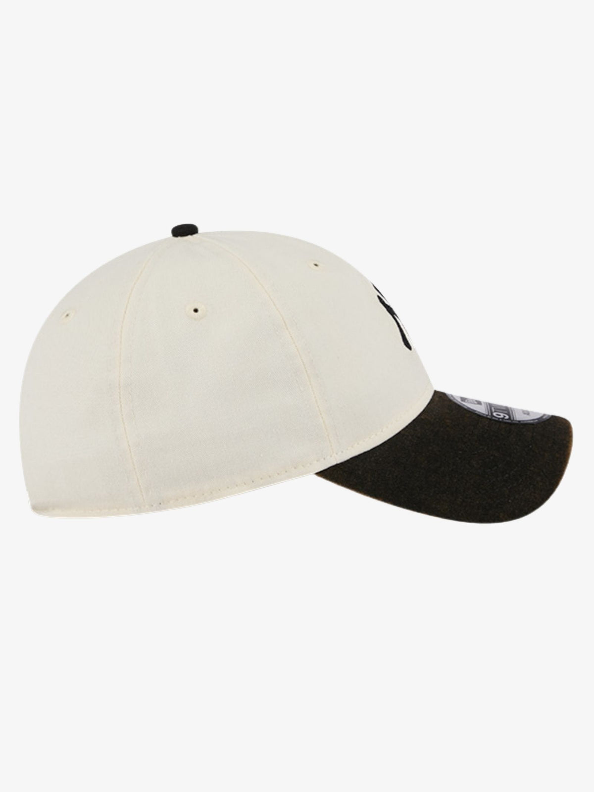 New Era 9TWENTY 2Tone Snow Wash NY Yankees Cap | Black