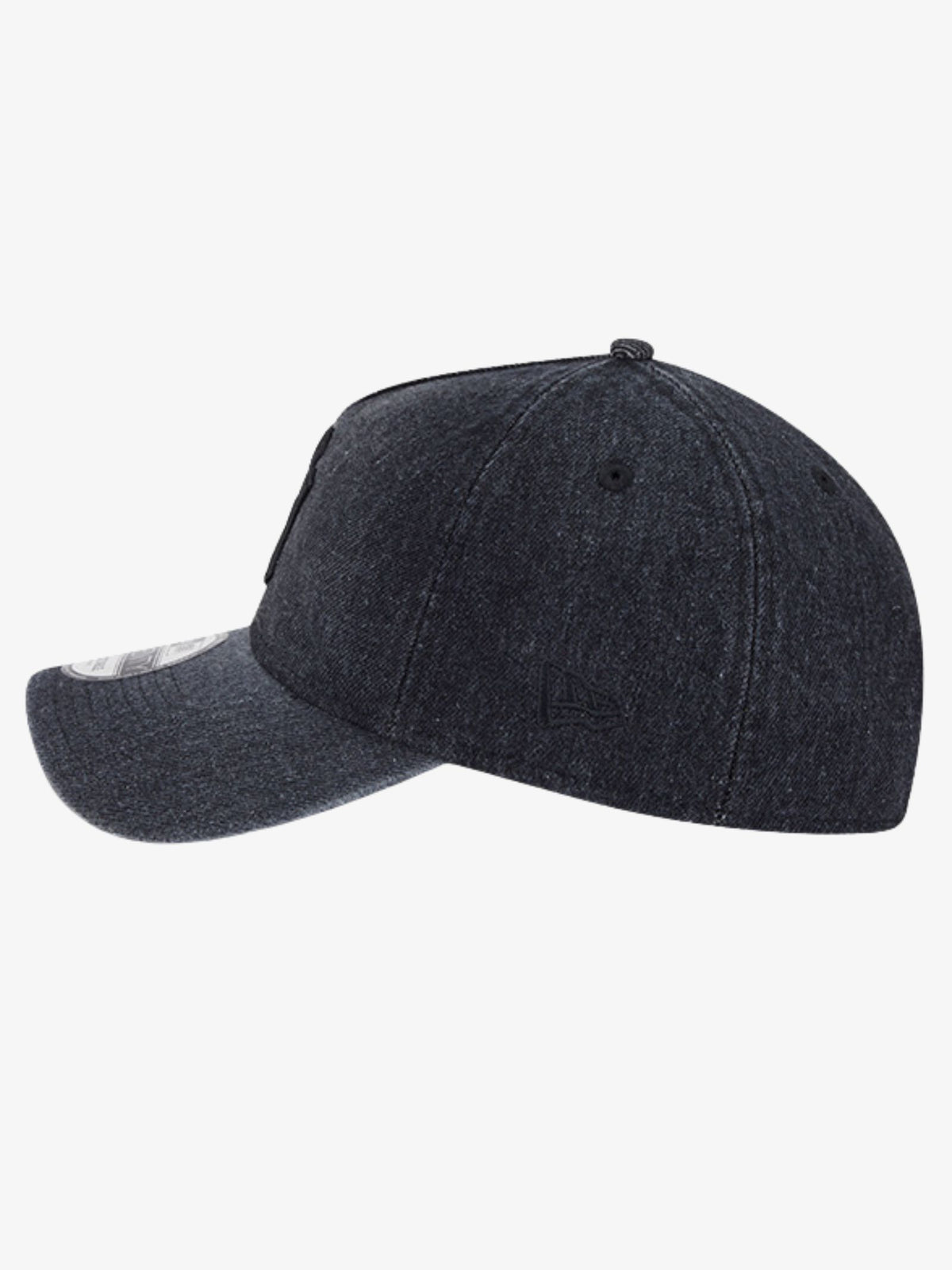 New Era 9TWENTY NY Yankees Cap | Heavy Washed Black Denim