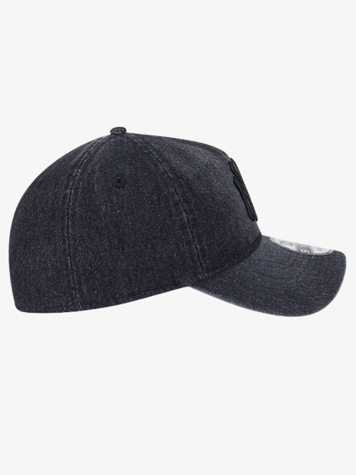 New Era 9TWENTY NY Yankees Cap | Heavy Washed Black Denim