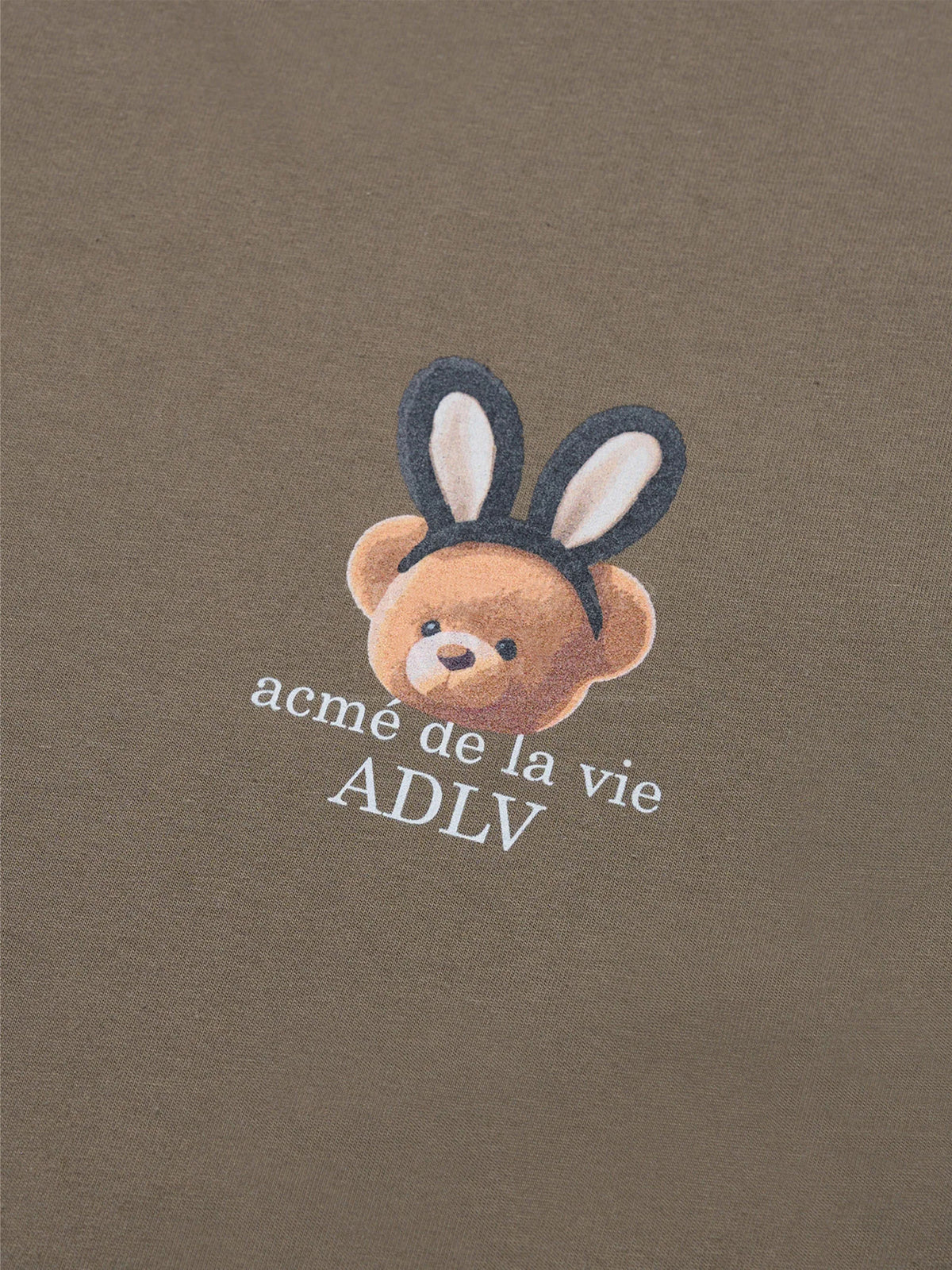 ADLV Rabbit Bear Doll Logo Short Sleeve T-Shirt | COCOA
