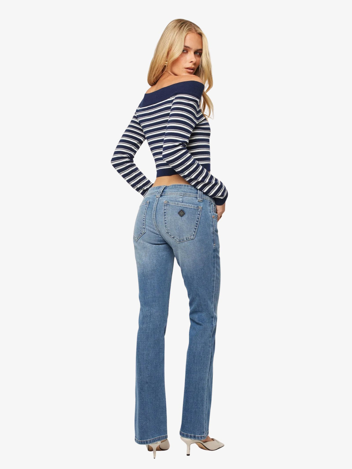 Abrand 00 Super Low Kick Jeans | Shannon