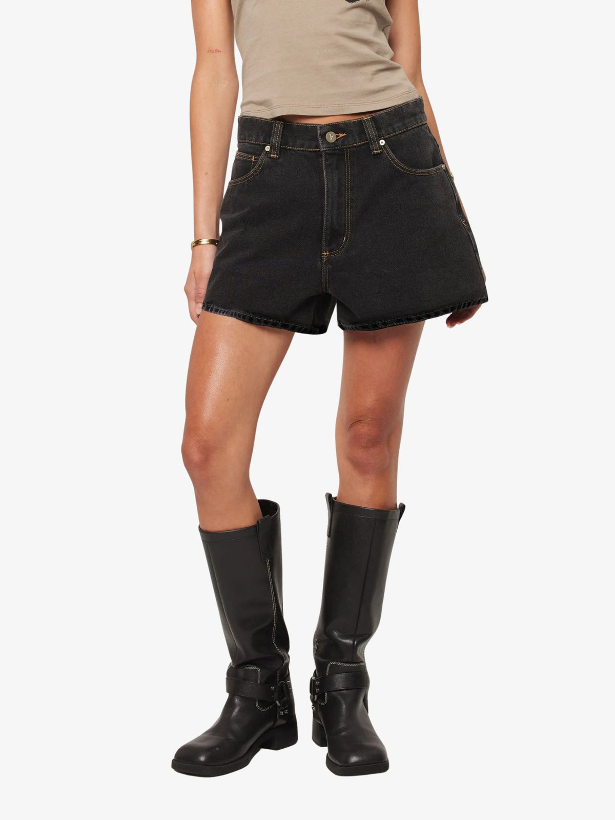 Abrand 95 Baggy Short | Washed Black