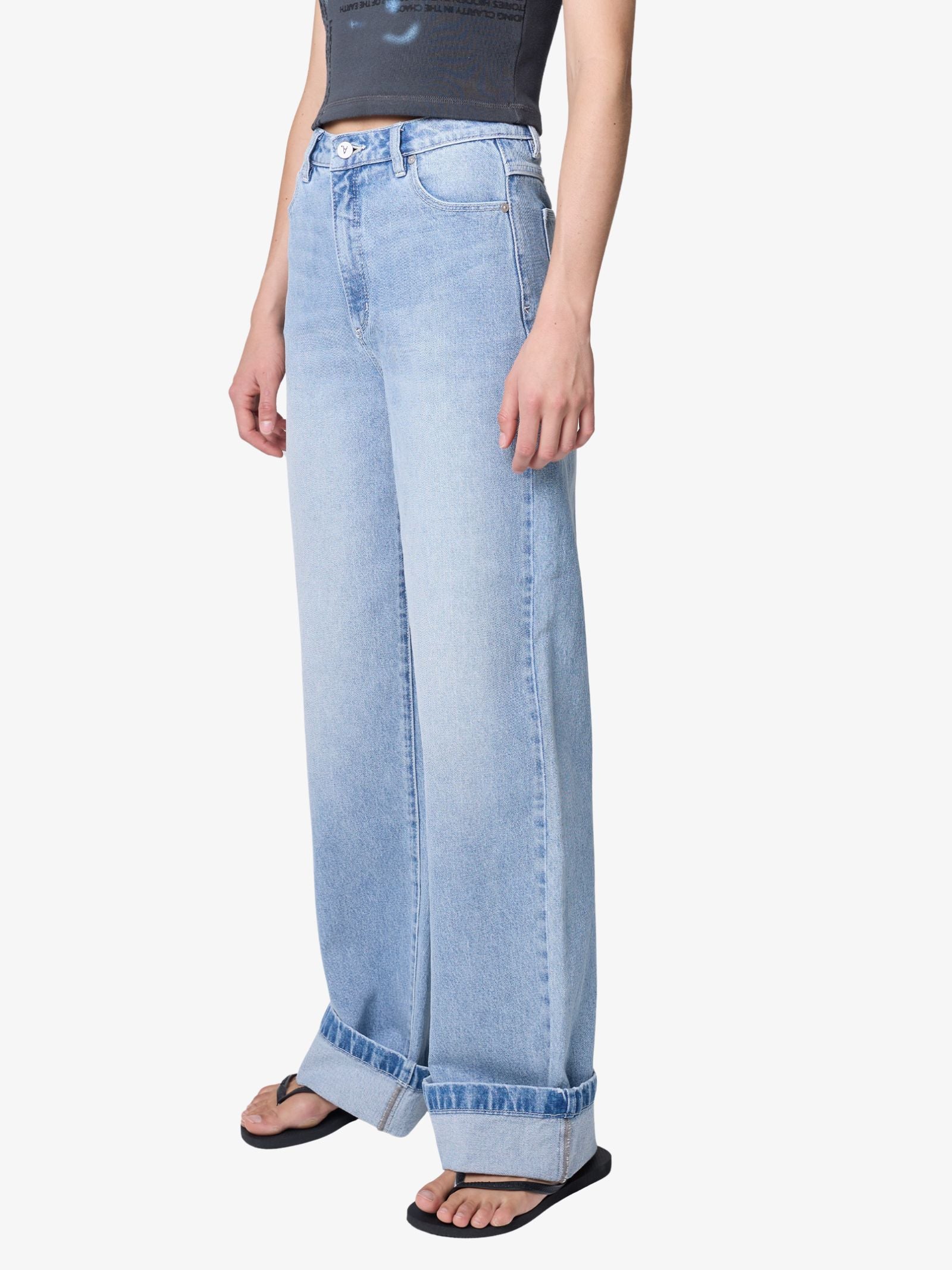 94 Wide Turn-Up Jeans