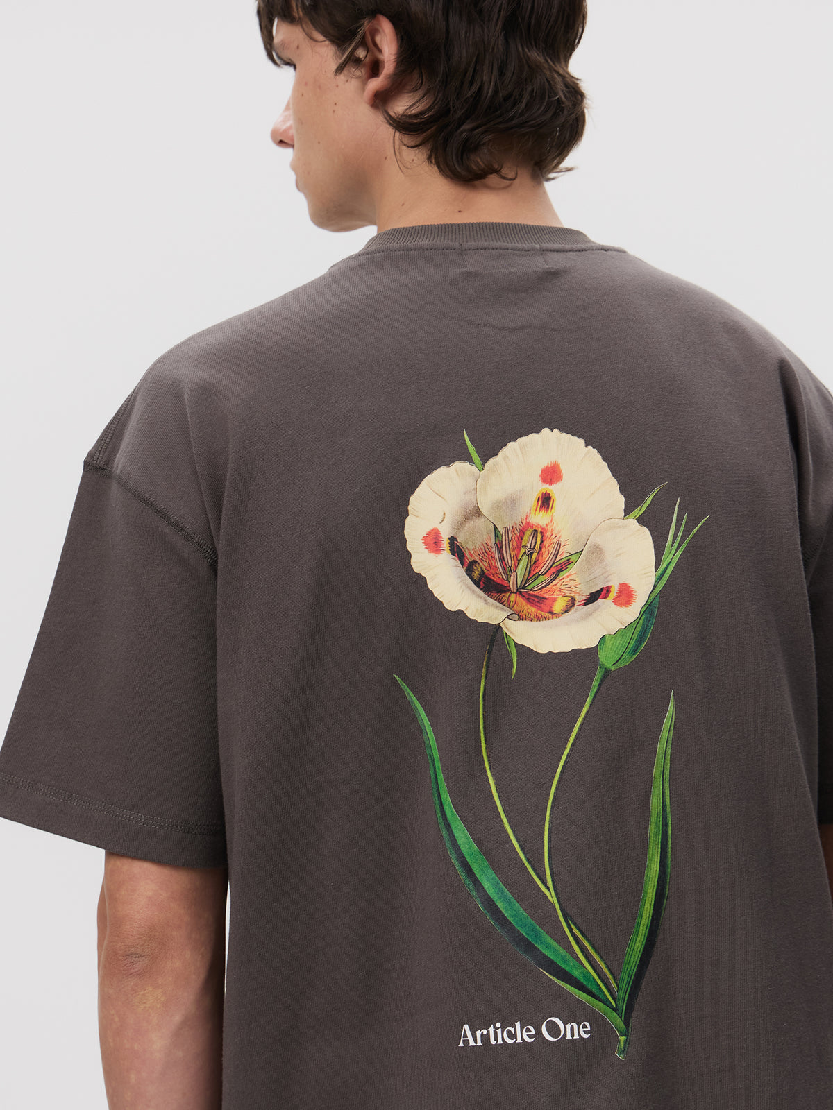 Article One Mariposa Logo Tee | Obsidian