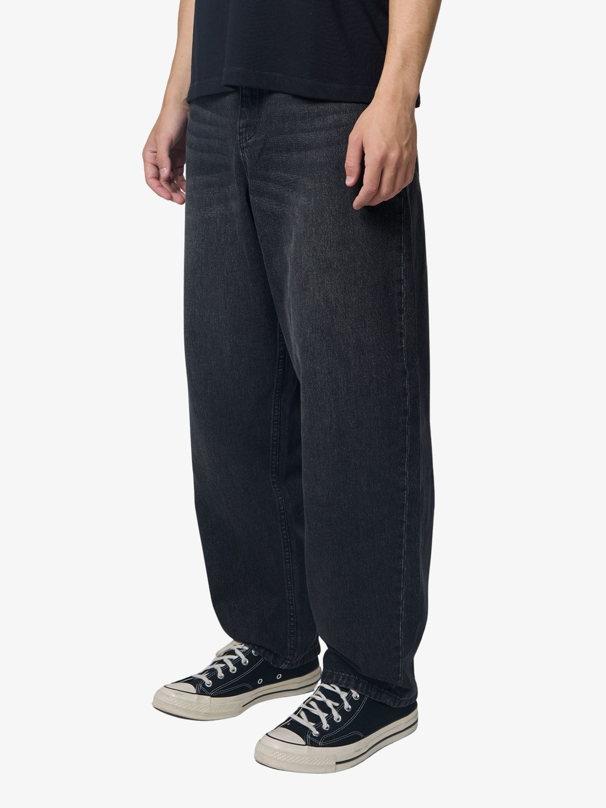 Article One Barney Barrel Jeans | Worn Black