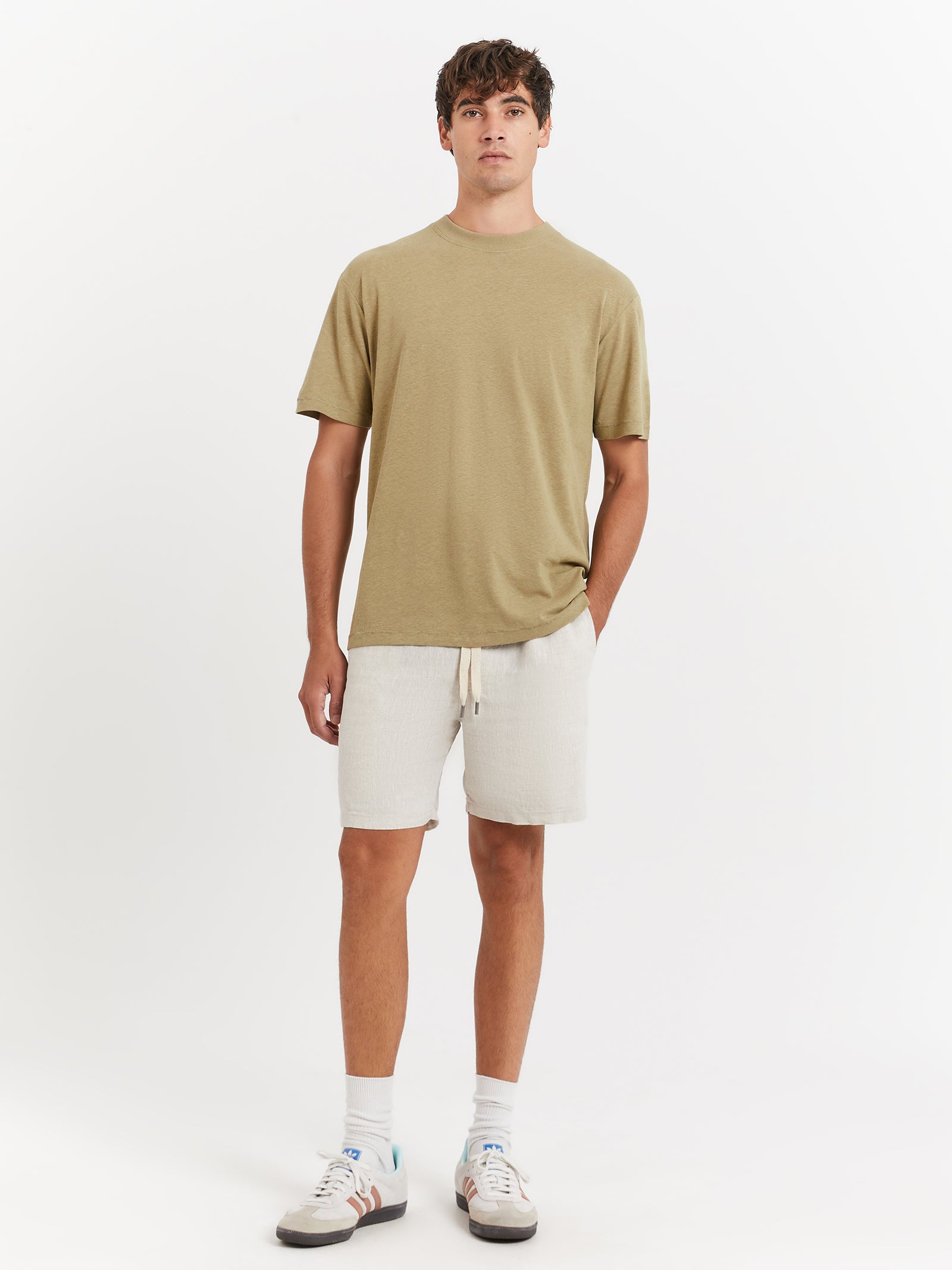 Ainsley Linen T-Shirt in Olive