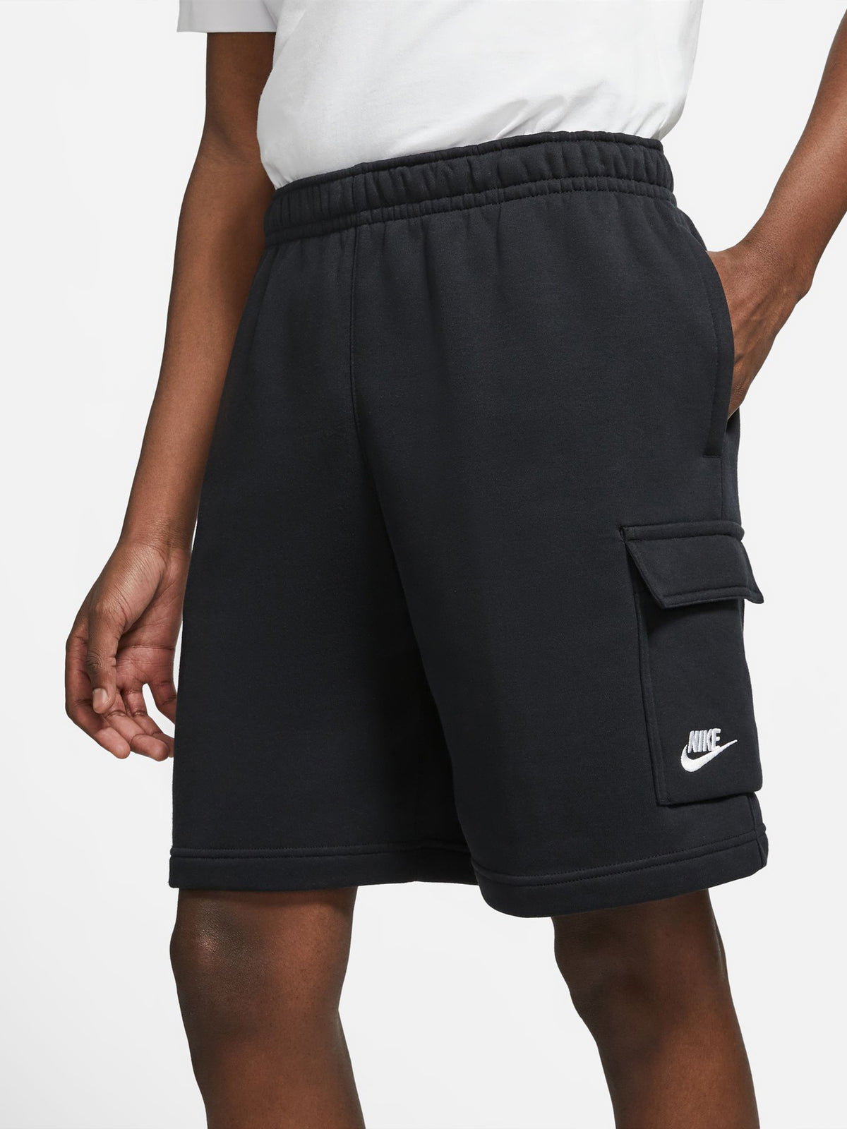 Sportswear Club Cargo Shorts in Black &amp; White