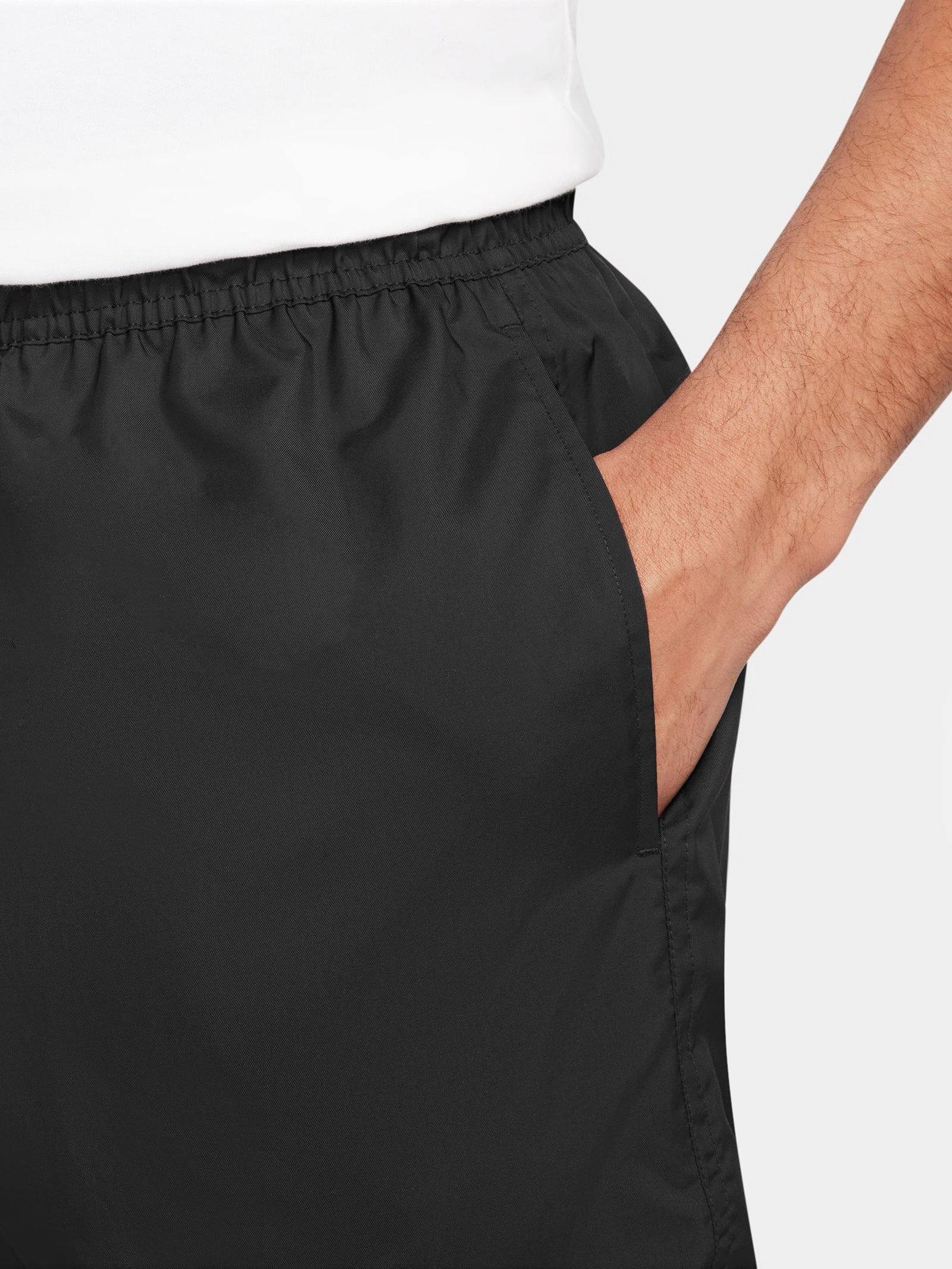 Nike Club Woven Flow Shorts Black/White Glue Store