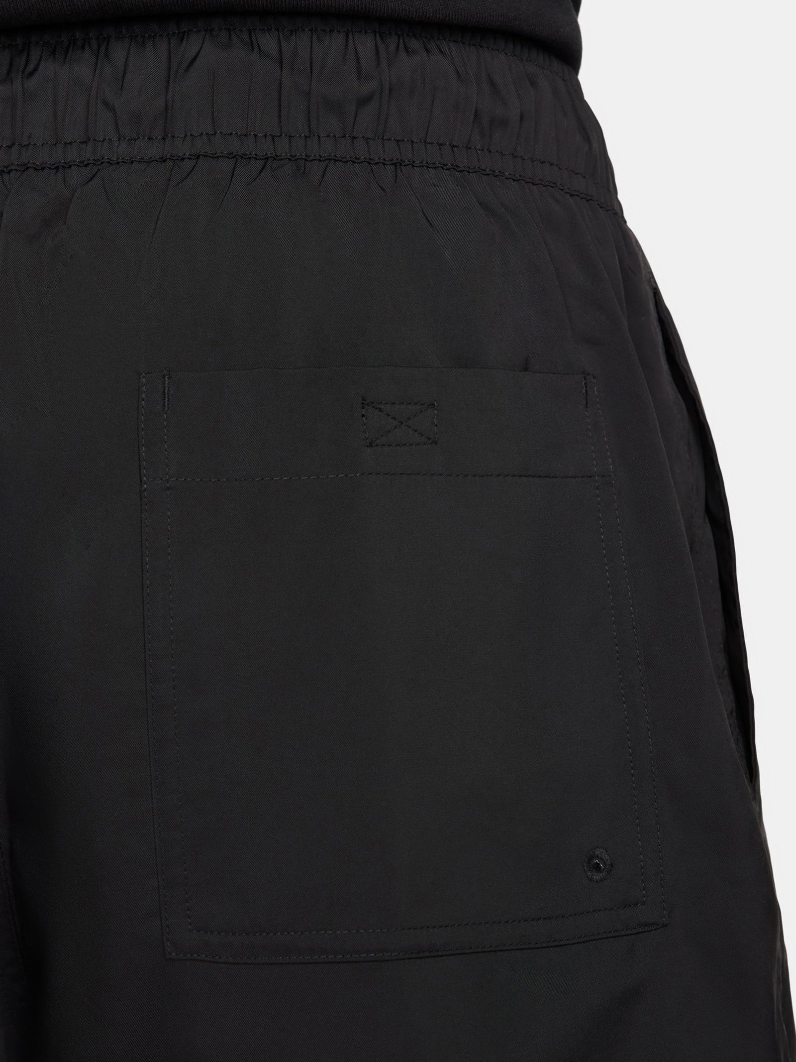 Club Woven Flow Shorts