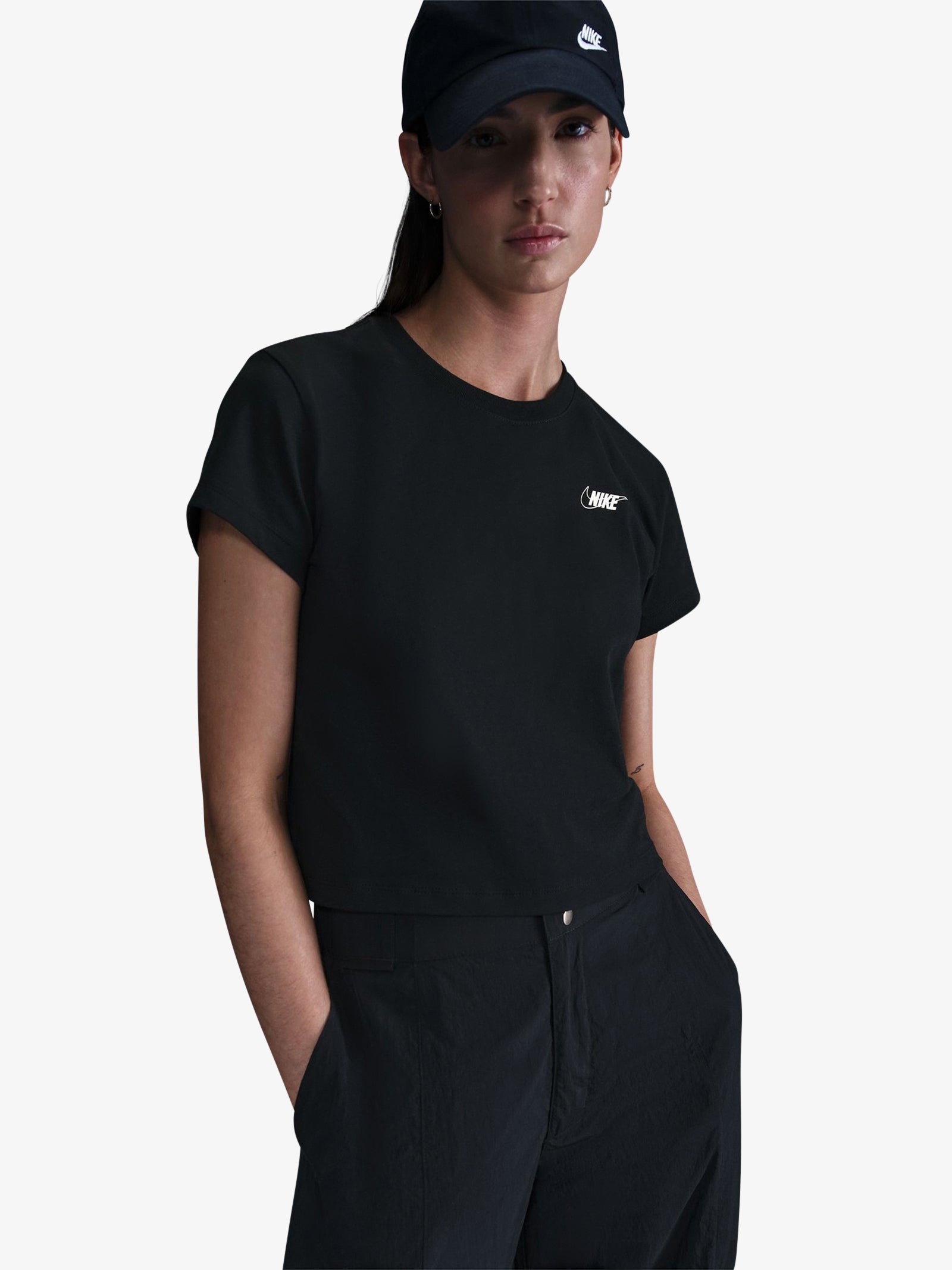 Nike Sportswear Club Cropped T-Shirt
